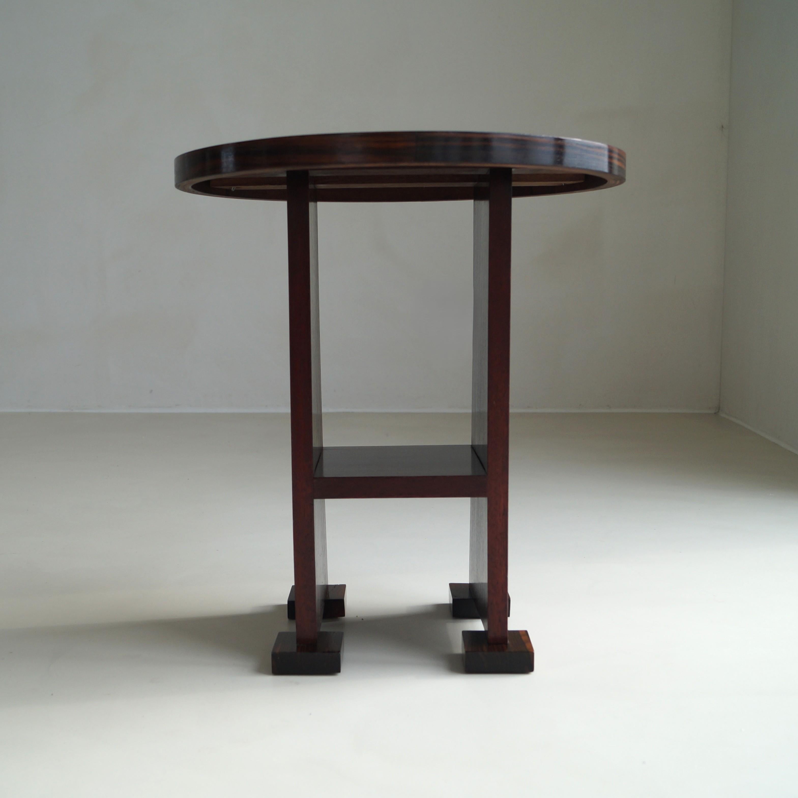Dutch Art Deco Modernist occasional table or side table, 1920s For Sale 10