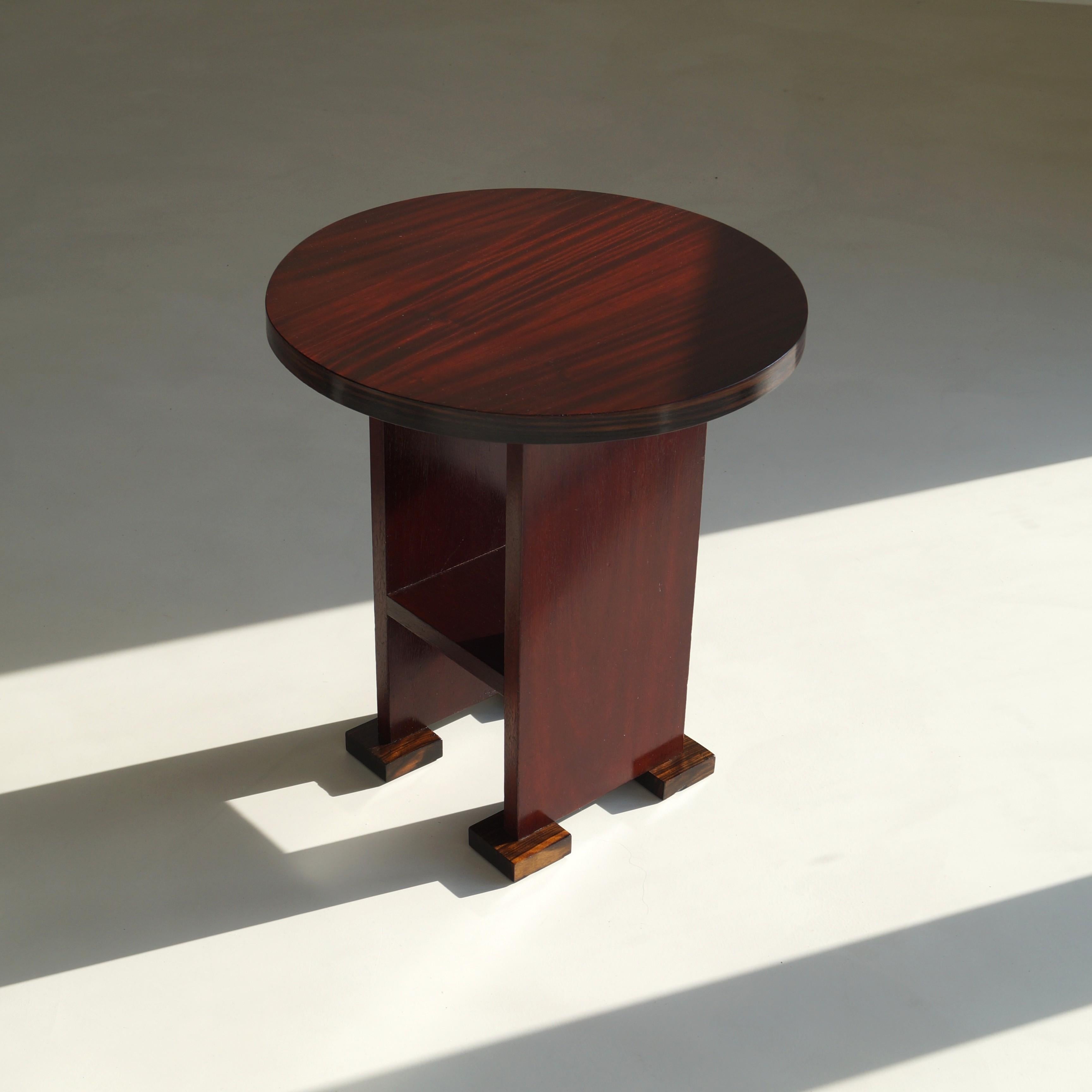 Dutch Art Deco Modernist occasional table or side table, 1920s For Sale 13