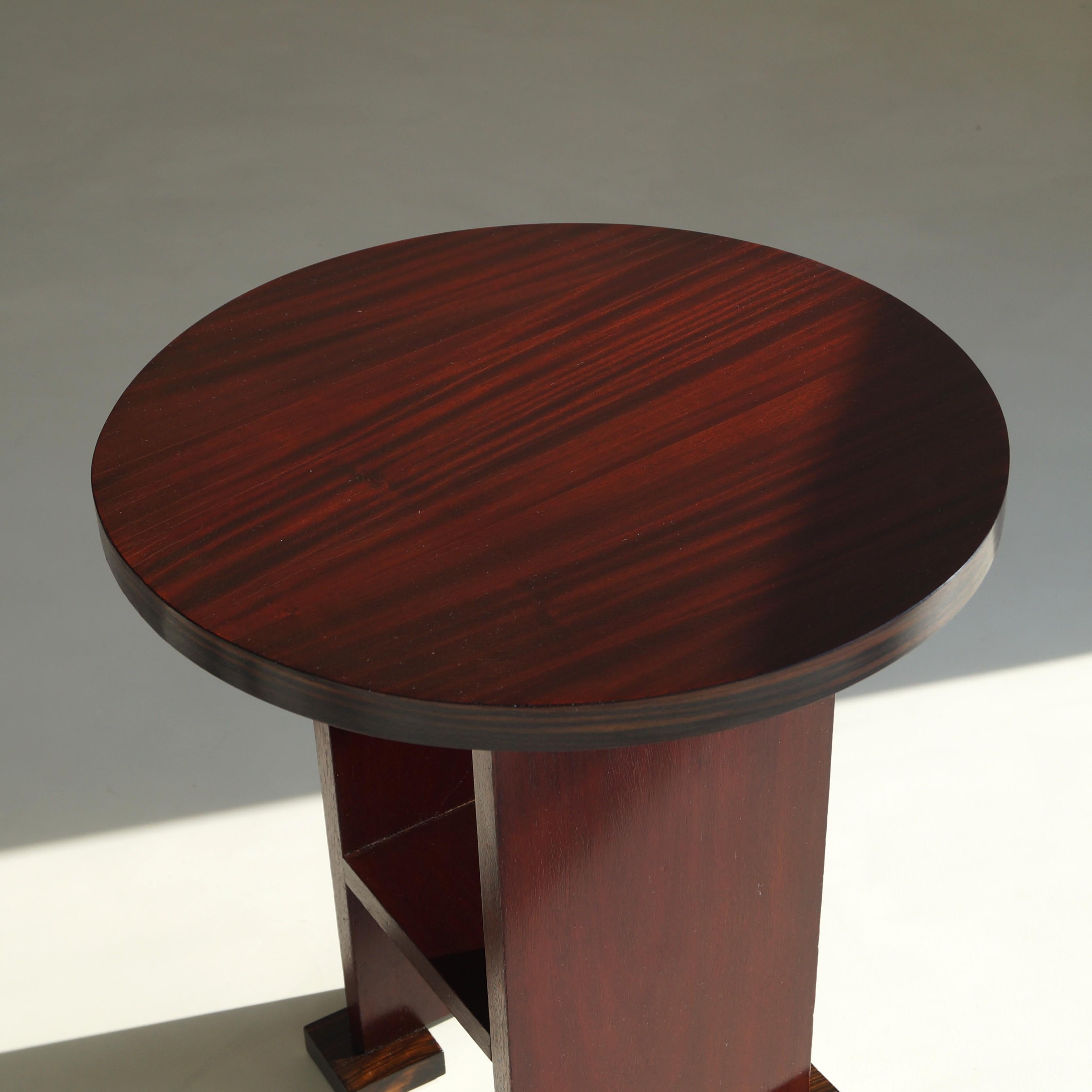 Macassar Dutch Art Deco Modernist occasional table or side table, 1920s For Sale