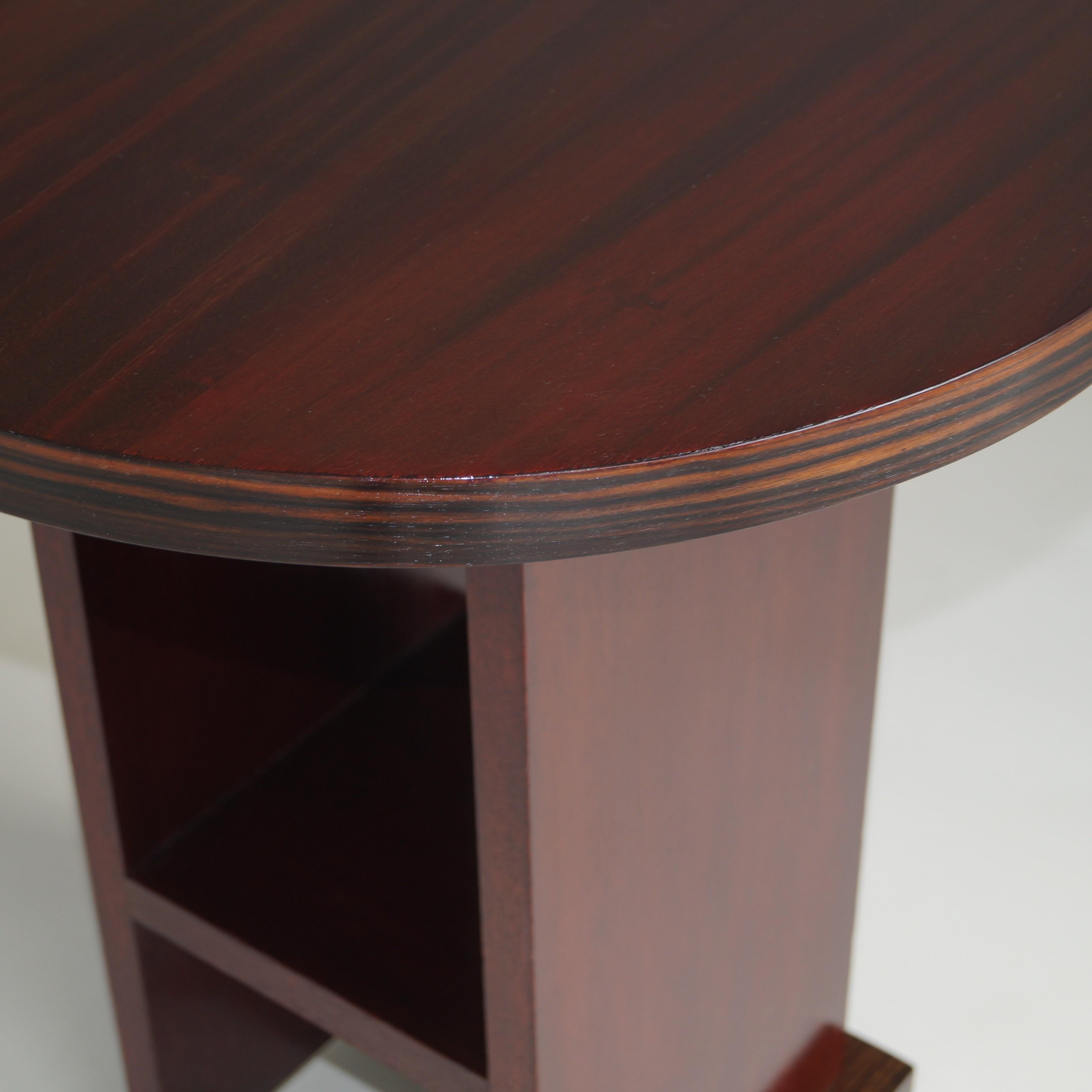 Dutch Art Deco Modernist occasional table or side table, 1920s For Sale 1