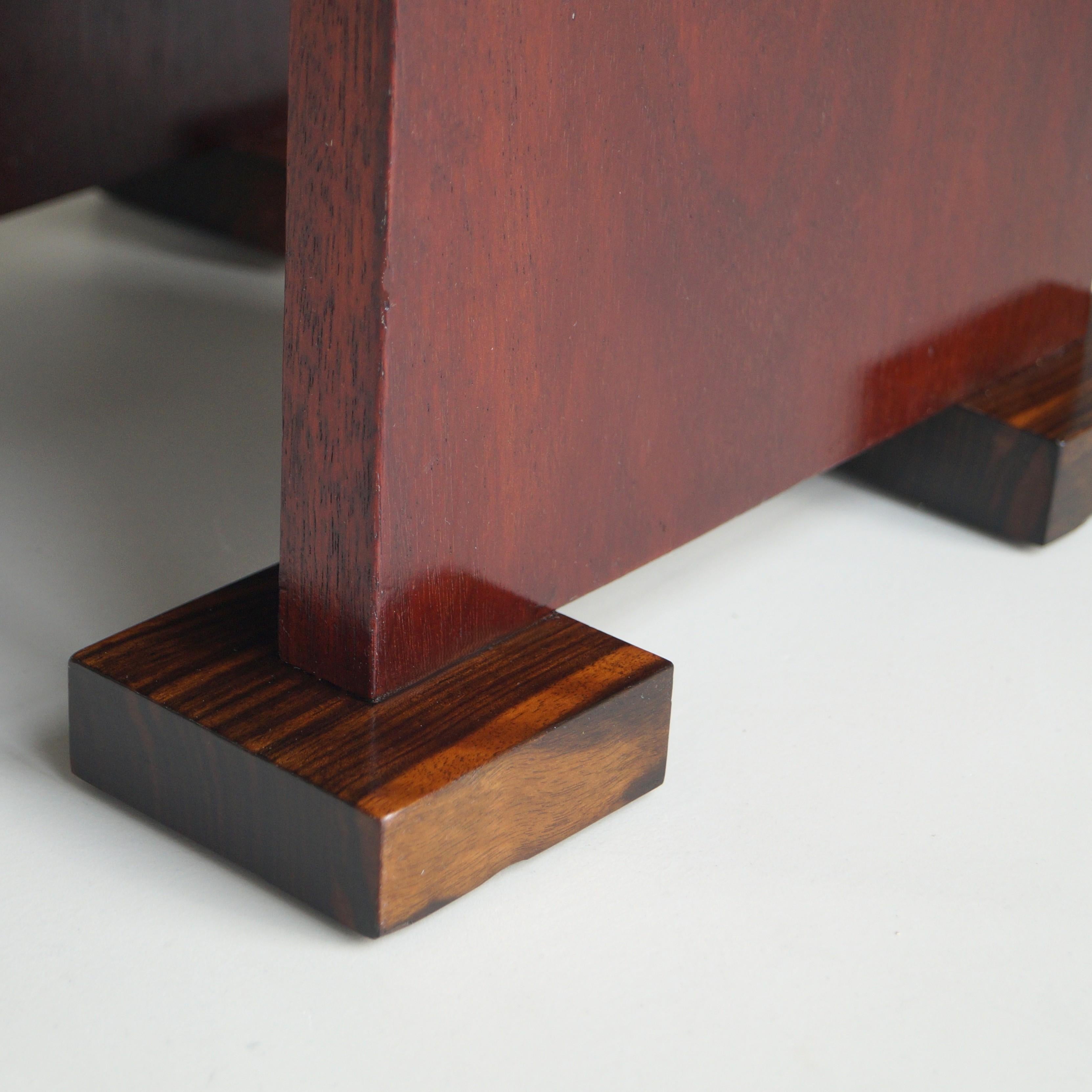 Dutch Art Deco Modernist occasional table or side table, 1920s For Sale 3