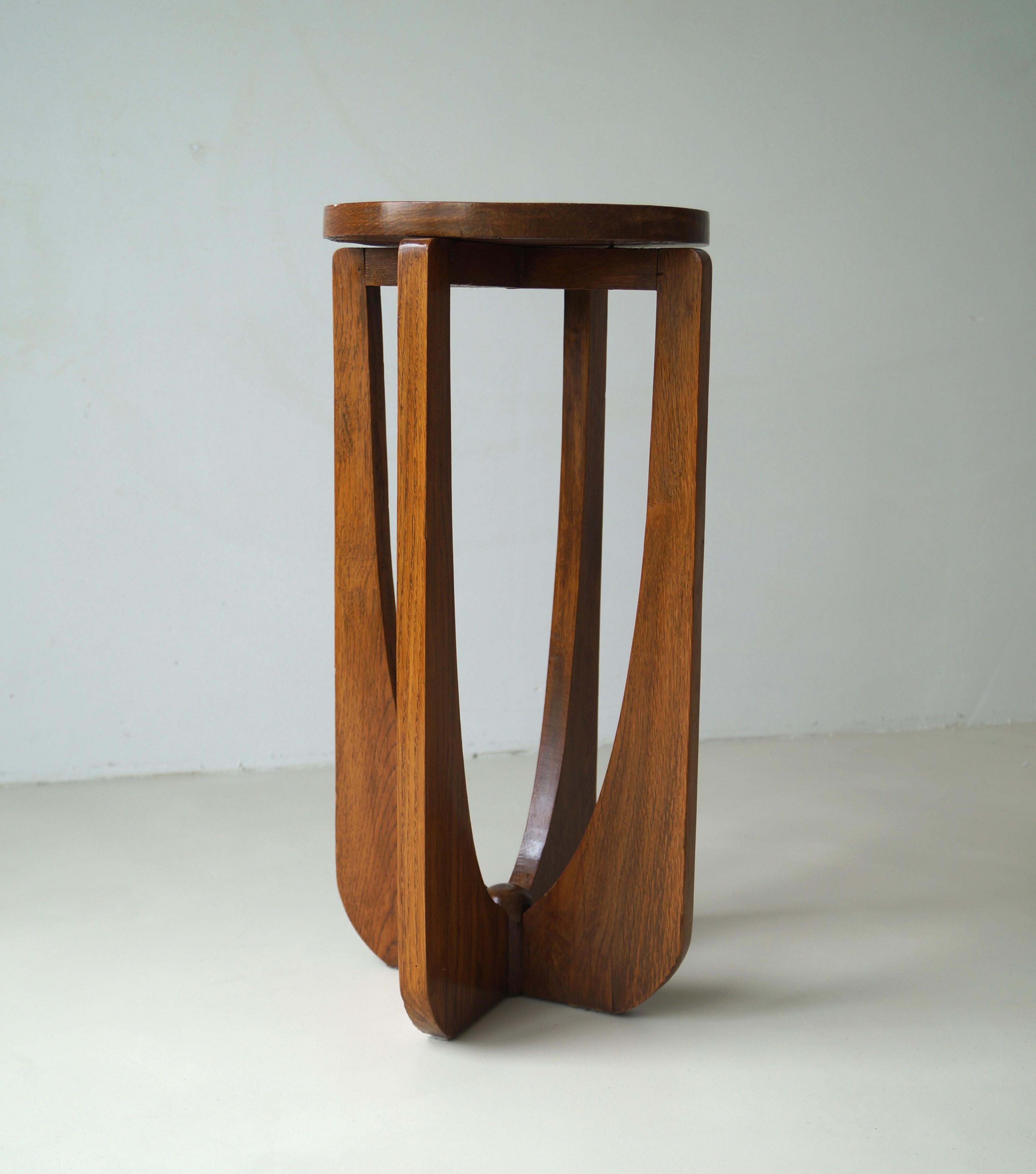 Early 20th Century Dutch Art Deco Modernist side table or plant table, 1920s