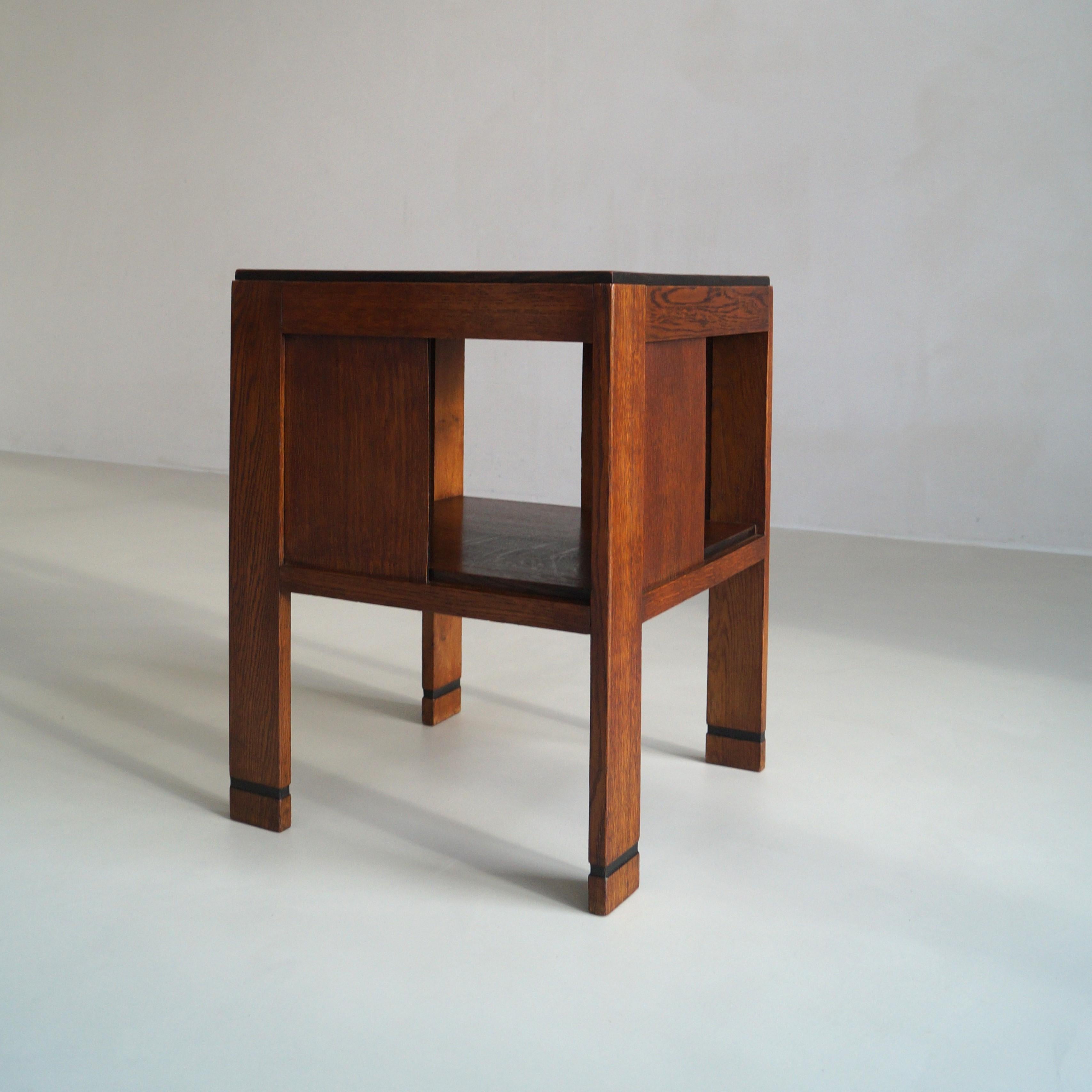 Dutch Art Deco modernist square occasional table, 1920s 6