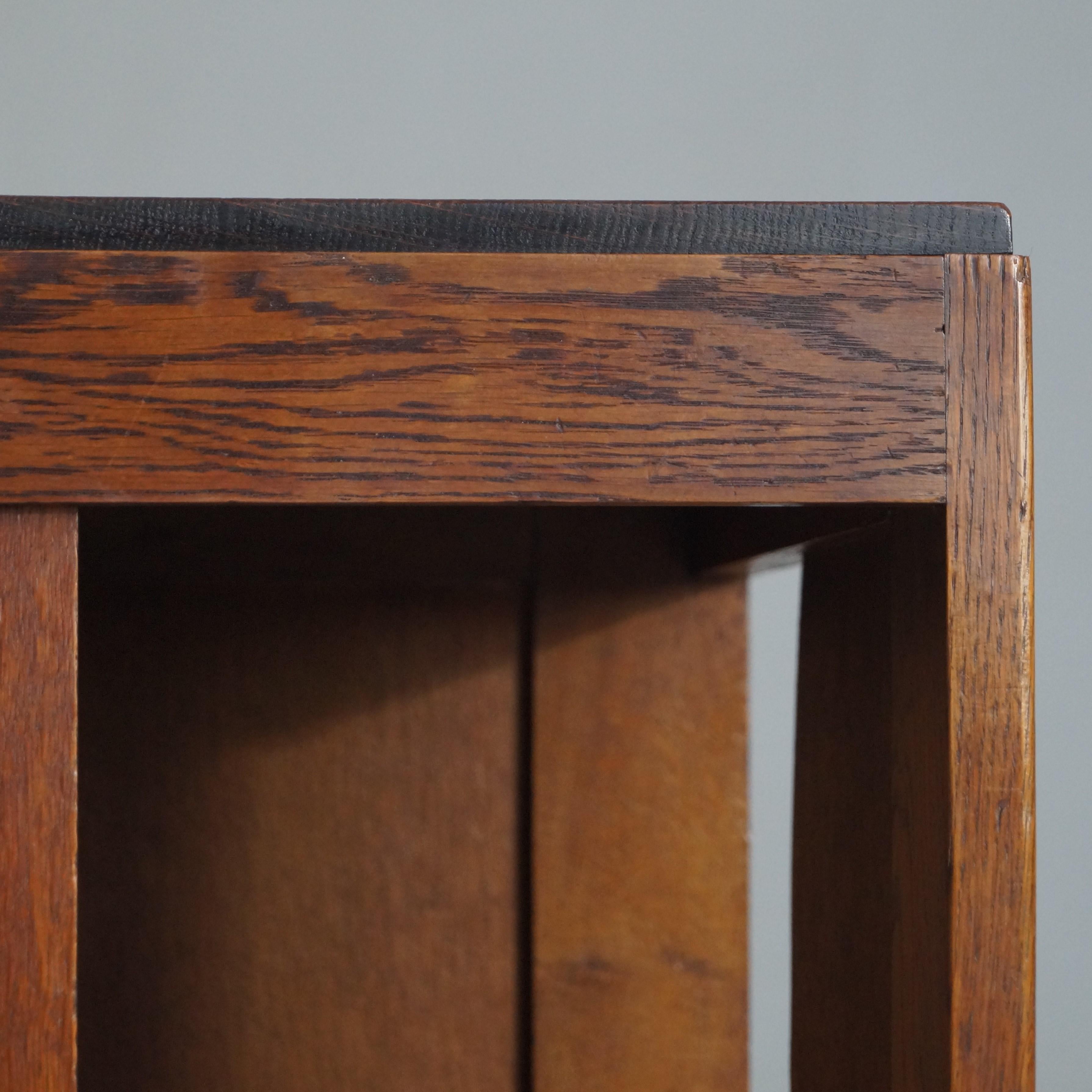 Dutch Art Deco modernist square occasional table, 1920s 12
