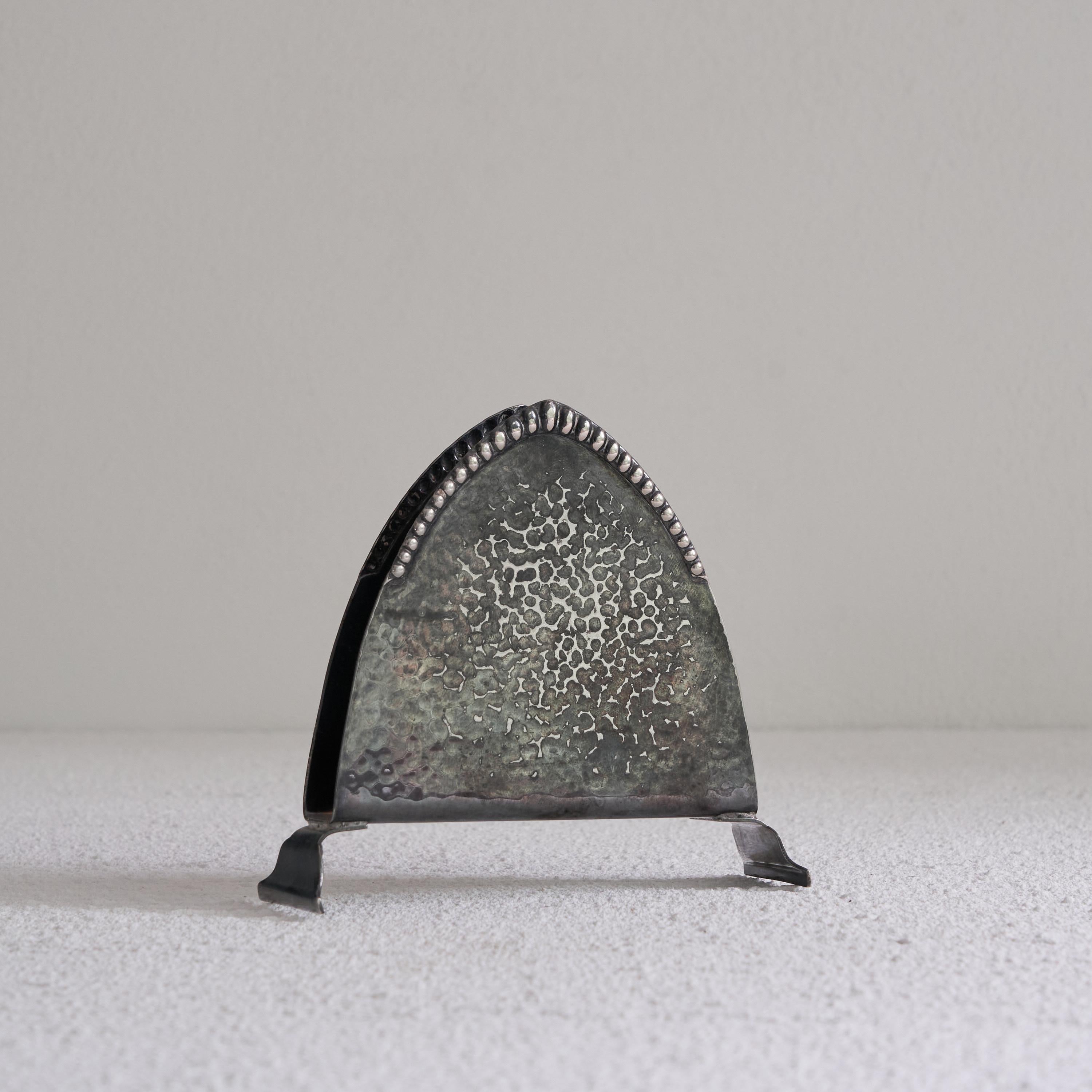 Dutch Art Deco Napkin Holder in Patinated Silver In Good Condition For Sale In Tilburg, NL