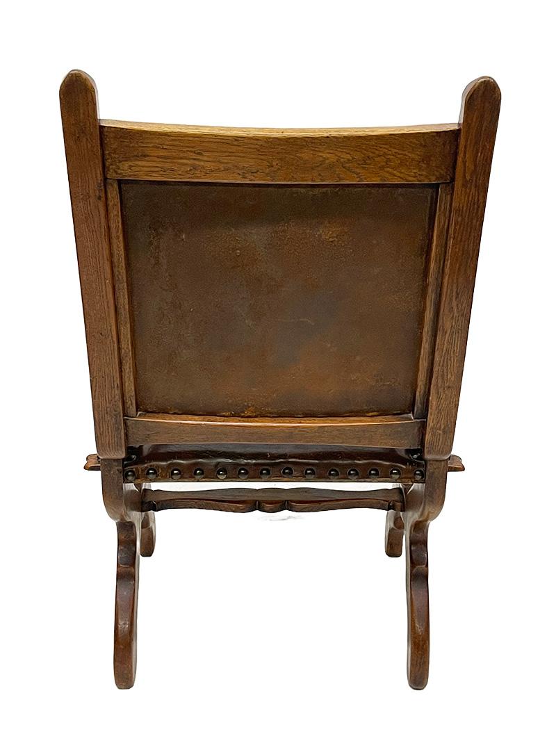 Dutch Art Deco oak and leather armchair, 1920s For Sale 1