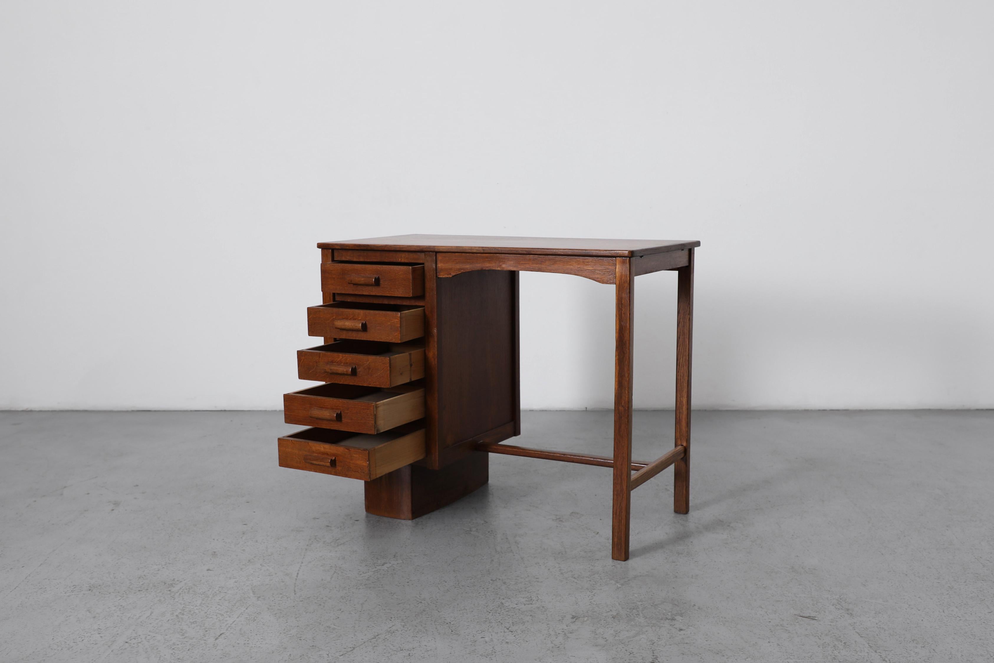 Olandese Scrivania olandese in stile Art Deco in Oak con cinque cassetti impilati, P.E.L. A. in vendita