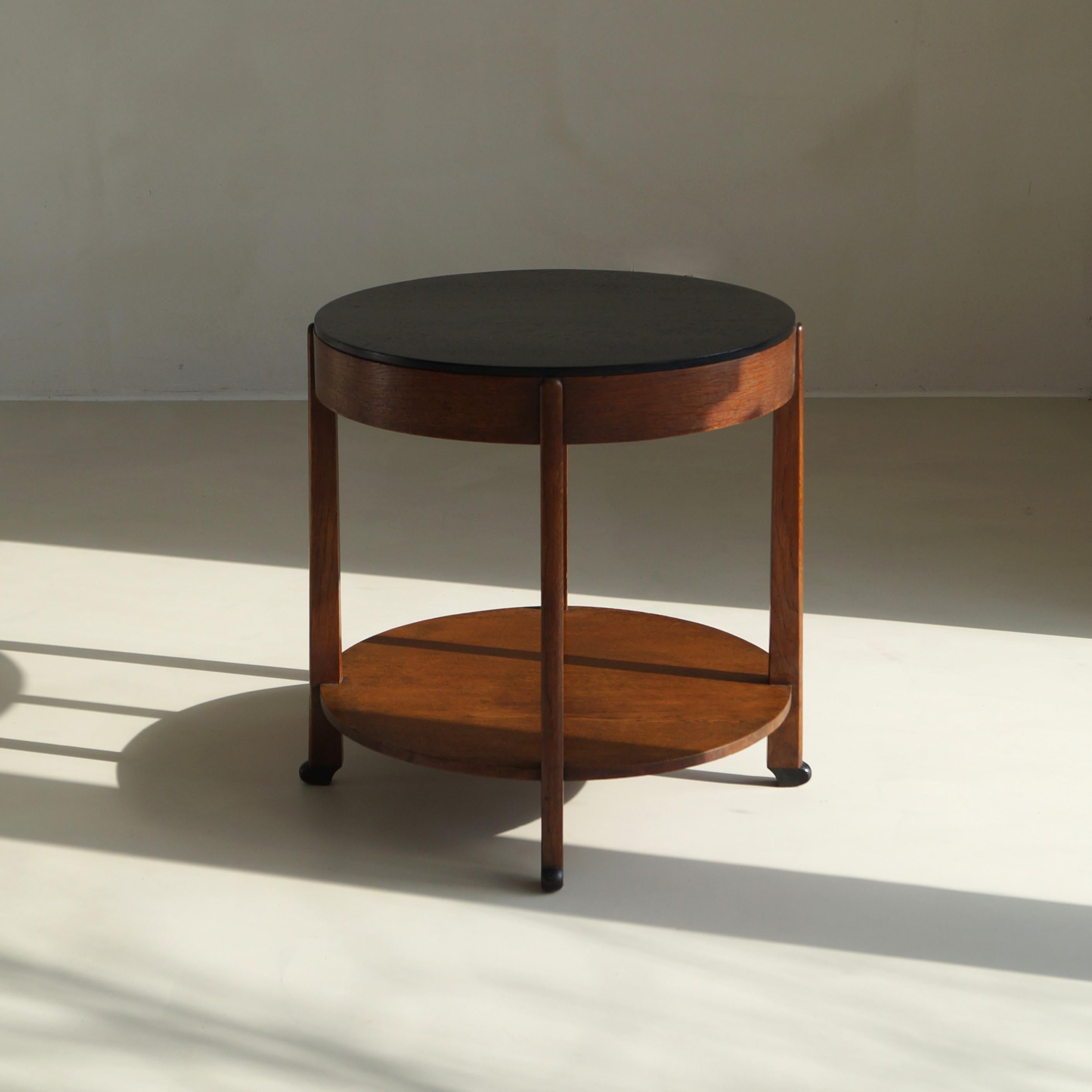 Dutch Art Deco occasional table by Willem Penaat for Metz&Co, 1920s For Sale 1