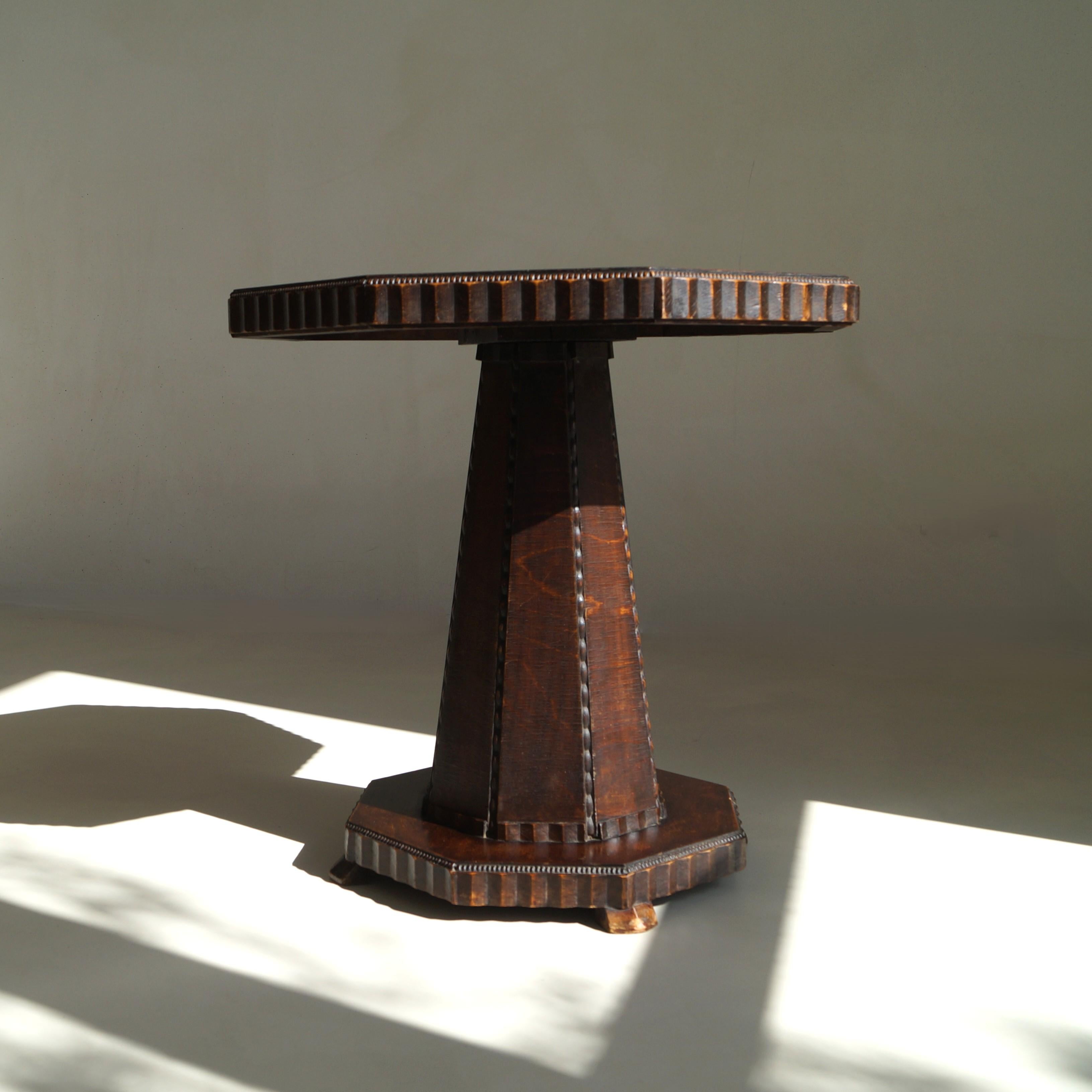 Dutch Art Deco Octagonal Amsterdam School table with a sculptural design, 1920s For Sale 13