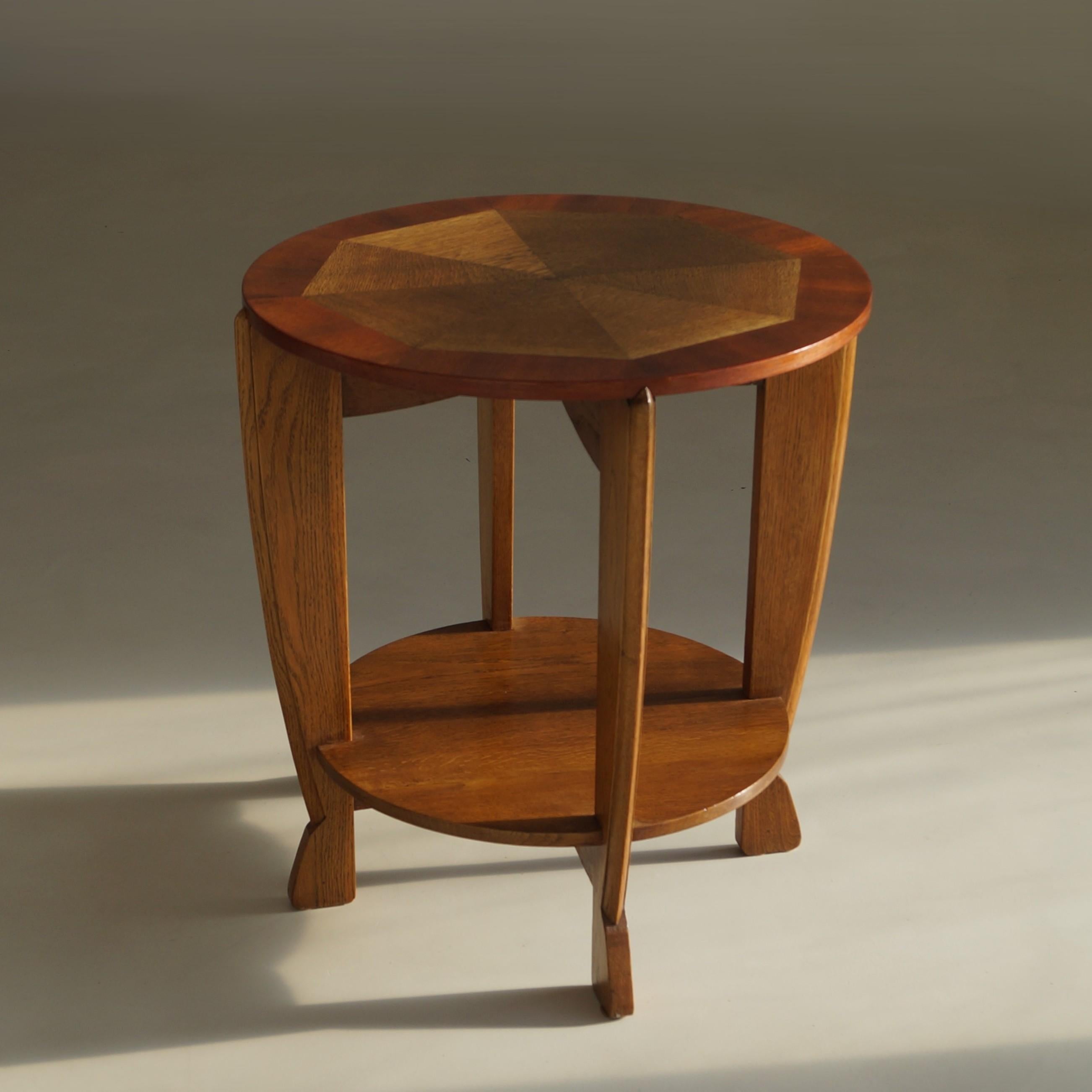 Table d'appoint Art déco néerlandaise par P.E.L. Izeren pour Genneper Molen, années 1920 en vente 3