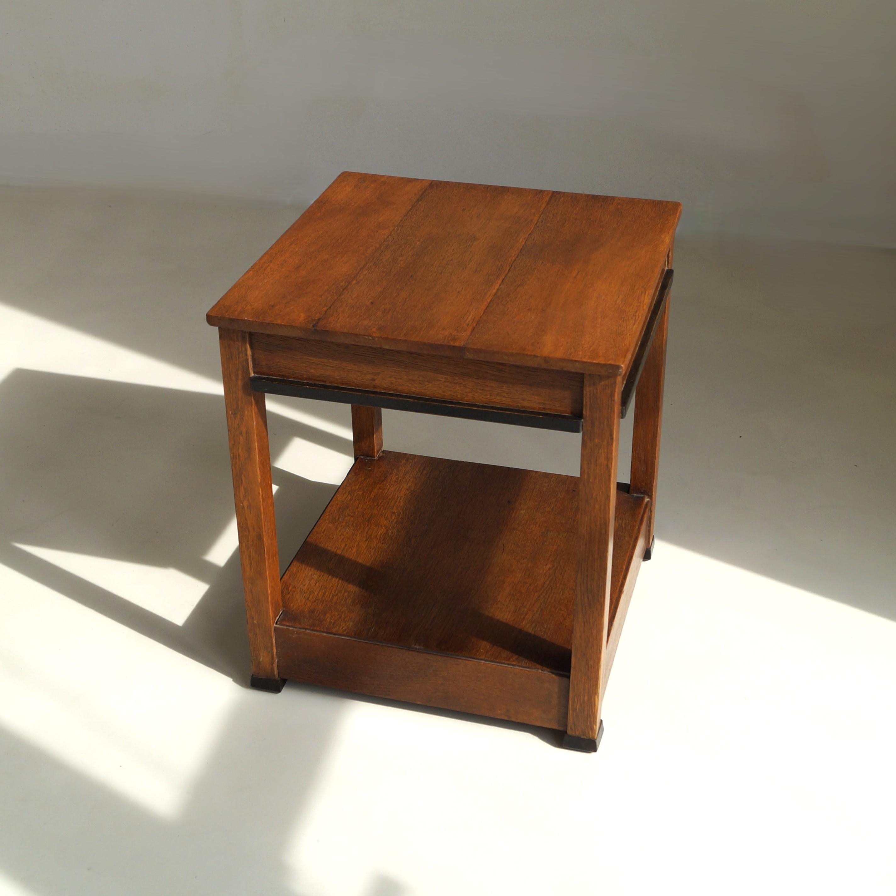 Niederländischer quadratischer Beistelltisch im Art déco-Stil, L.O.V. Oosterbeek zugeschrieben, 1920er Jahre im Angebot 7