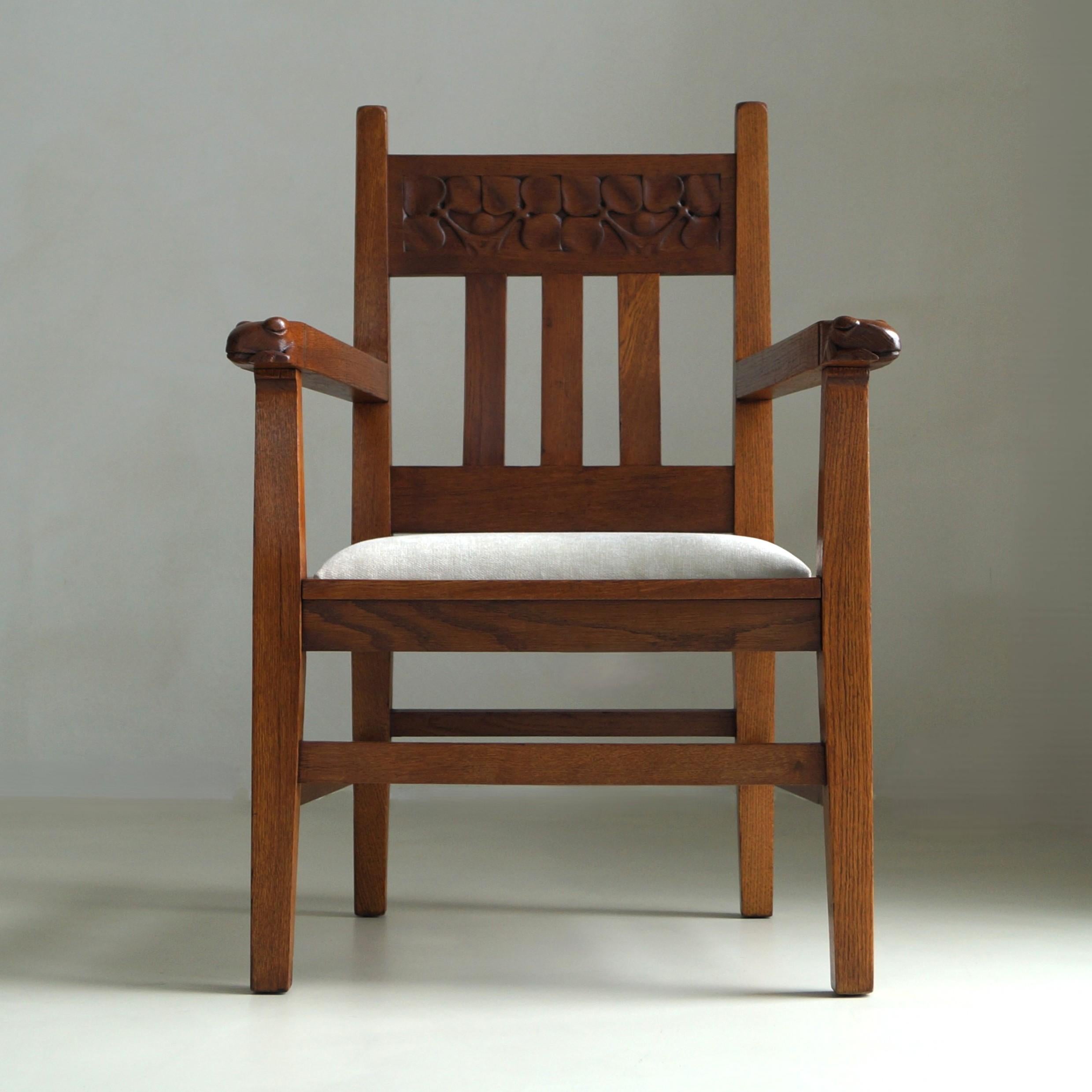 Holländischer Arts & Crafts Sessel mit Salamander und Nelken, Kobus de Graaff im Angebot 7