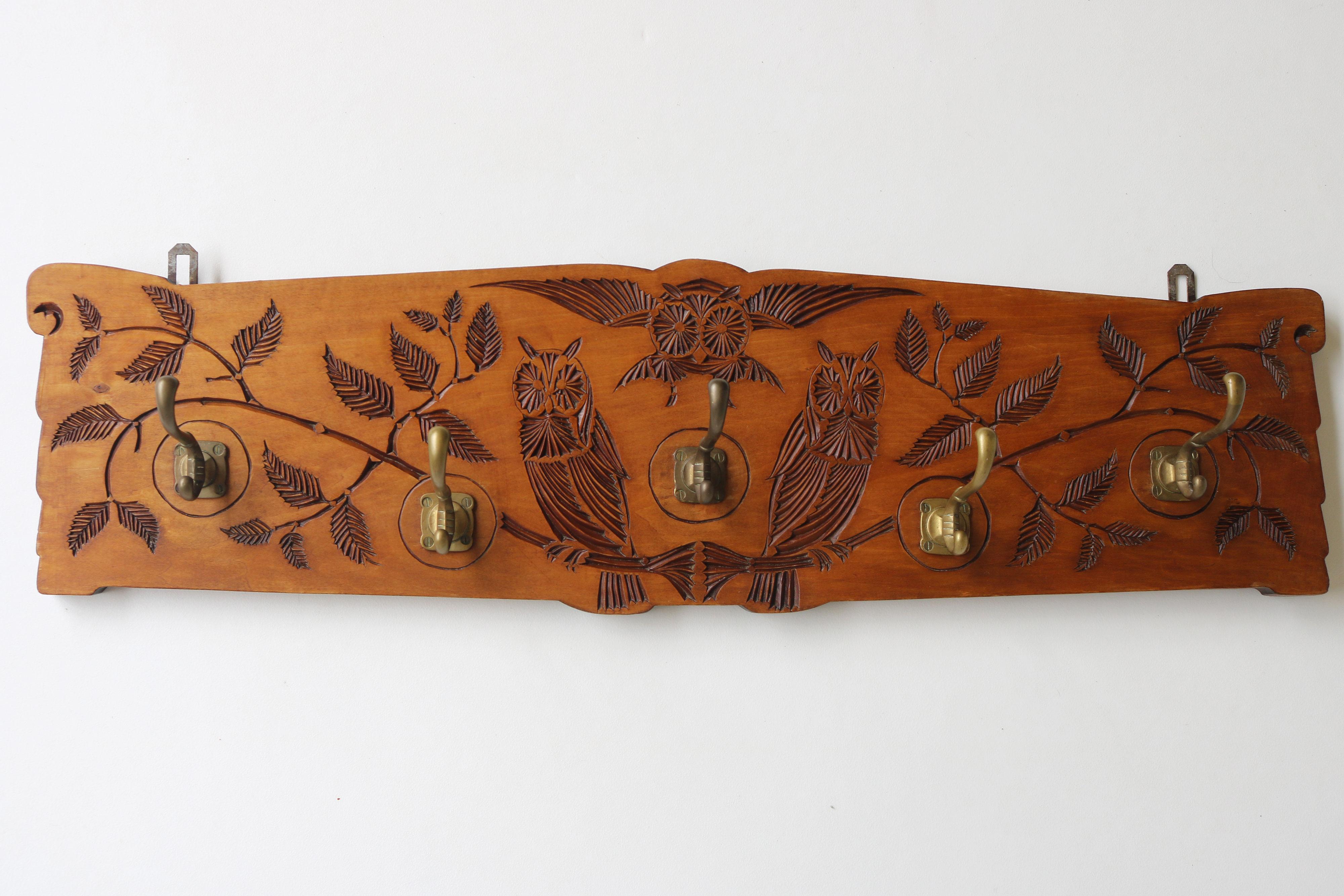 Arts and Crafts Dutch Arts & Crafts Coat Rack with Owls 1930 chip carved hallway brass hooks For Sale