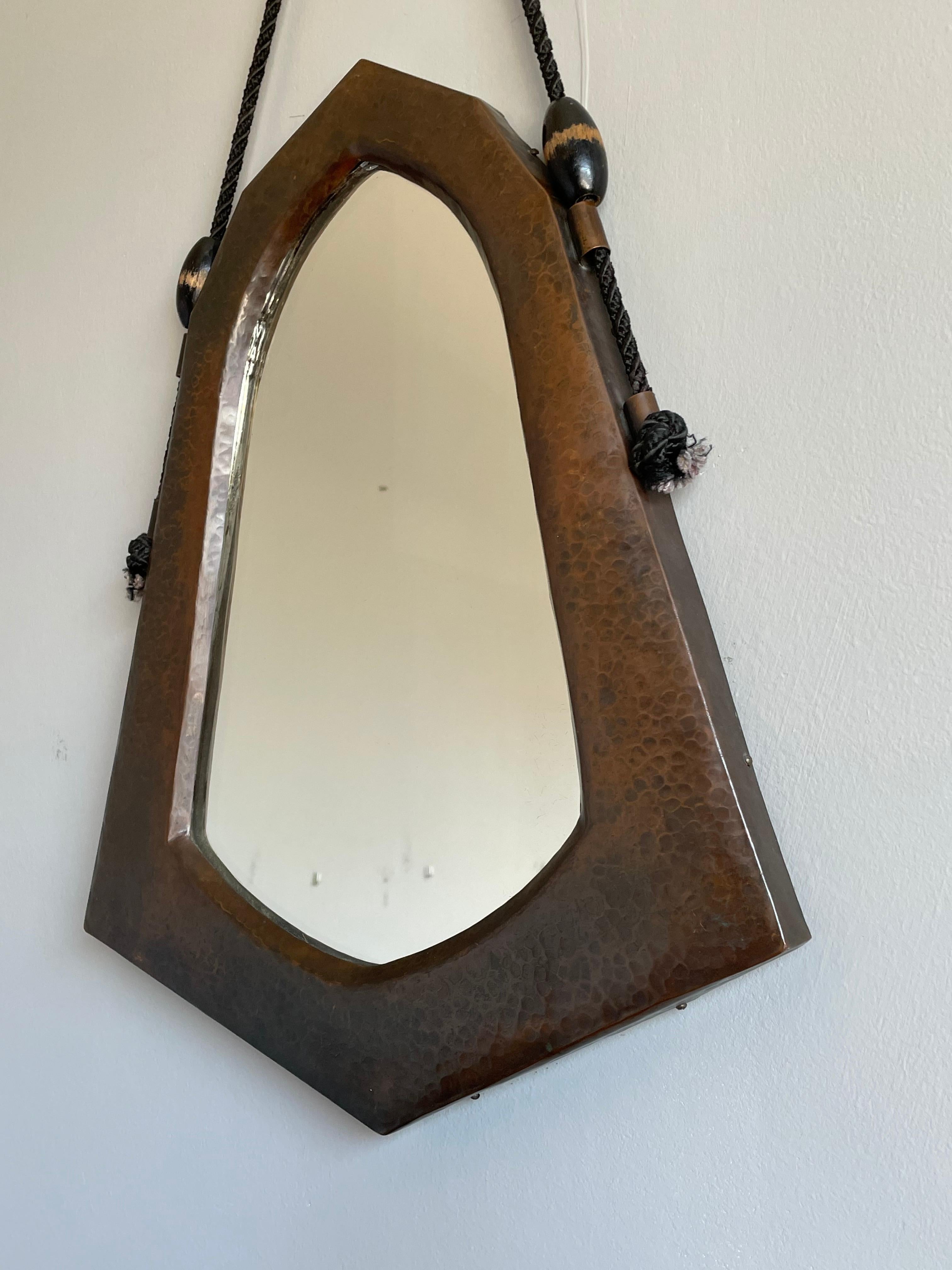 Dutch Arts & Crafts Hand Hammered Copper Wall Mirror of Practical Size, 1910s 7