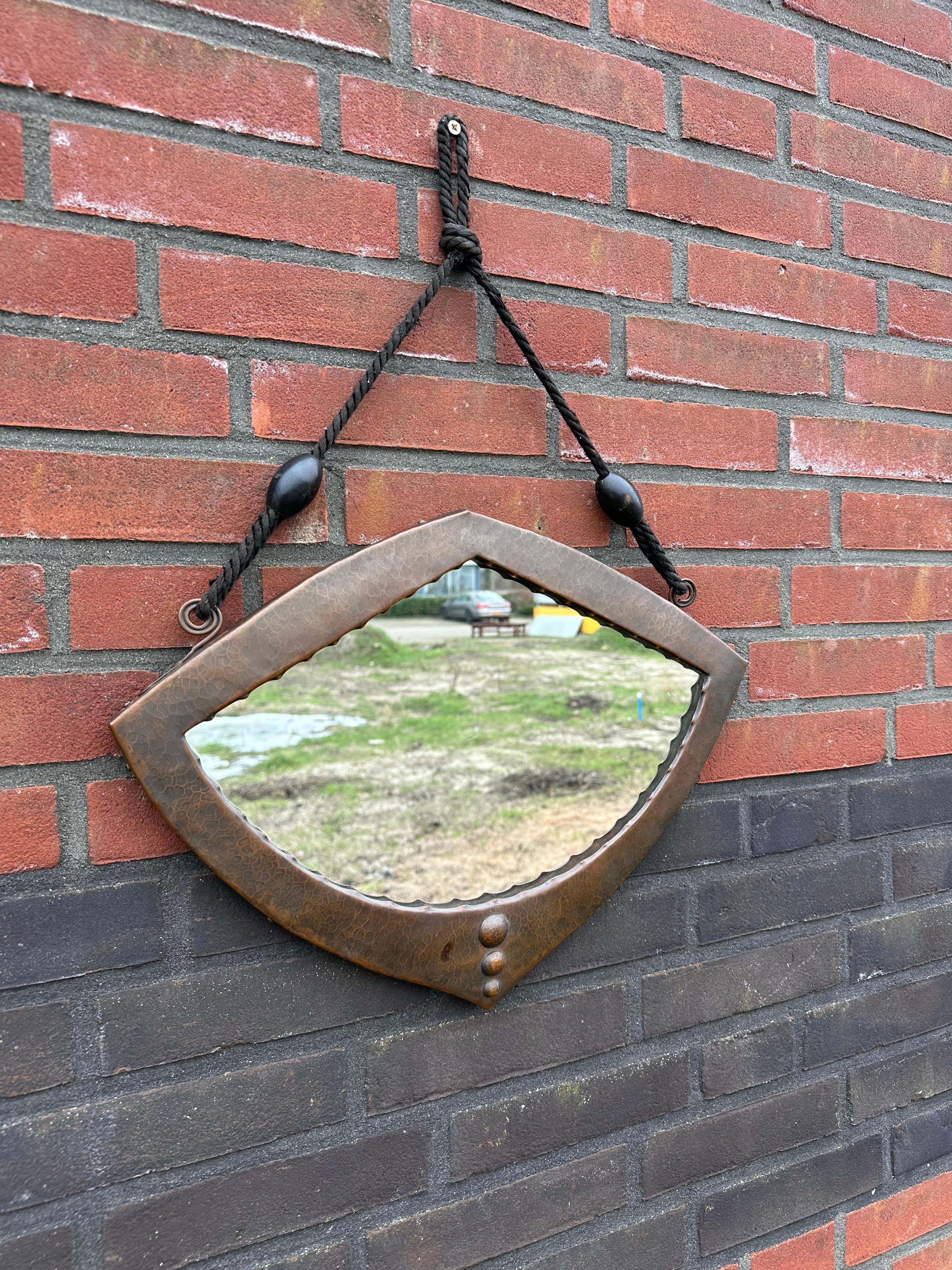Dutch Arts & Crafts Hand Hammered Copper Wall Mirror of Practical Size, 1910s For Sale 5