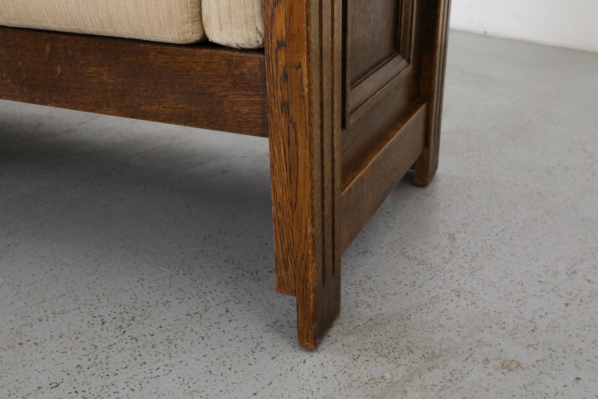 Divano Hall Loveseat in Oak Oak & Crafts, cuscini originali in vendita 5