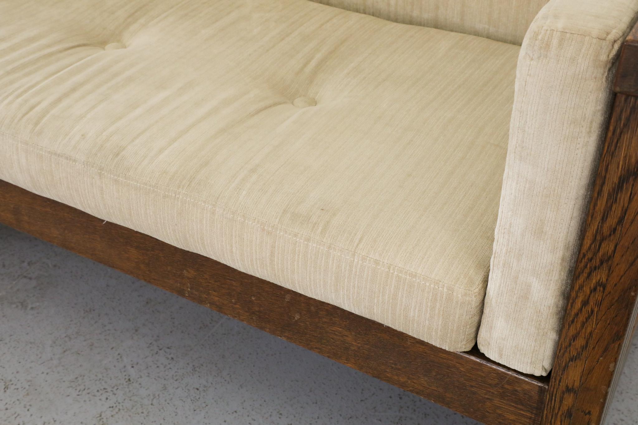 Divano Hall Loveseat in Oak Oak & Crafts, cuscini originali in vendita 6