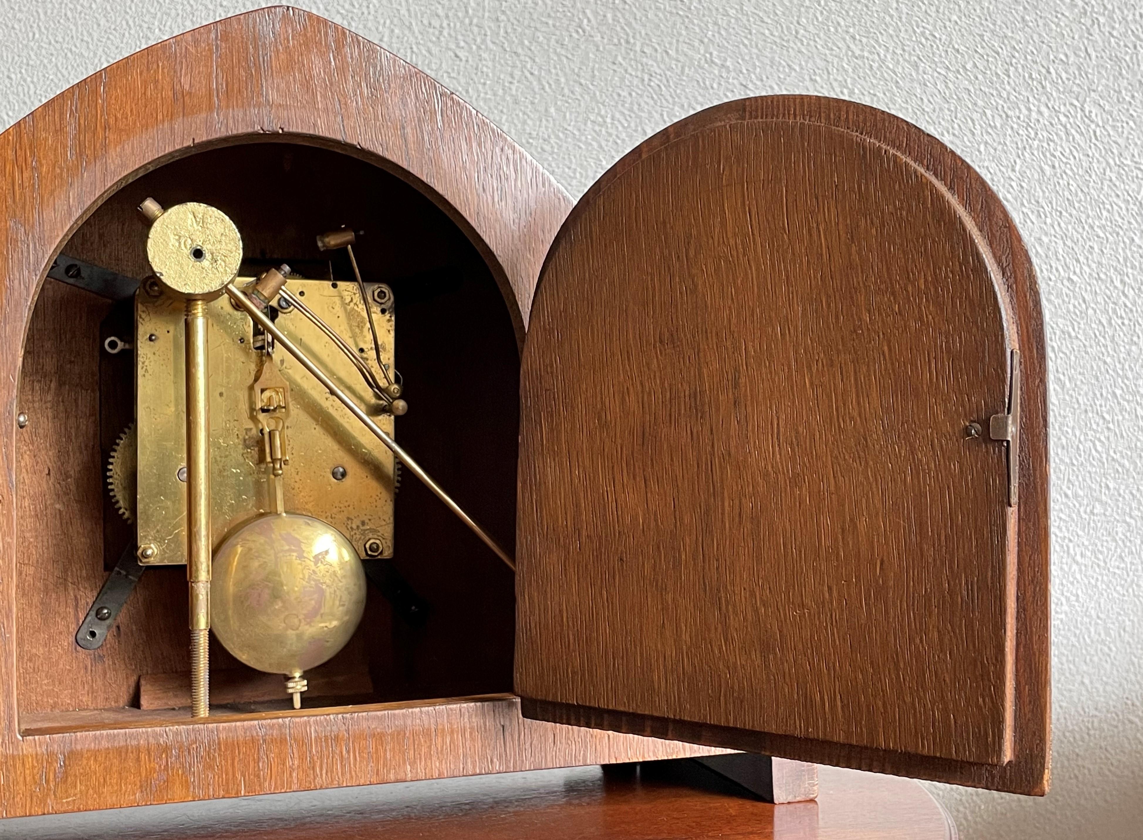 Dutch Arts & Crafts Wooden Mantle or Desk Clock w. Stunning Brass Dial Face 1915 In Good Condition For Sale In Lisse, NL
