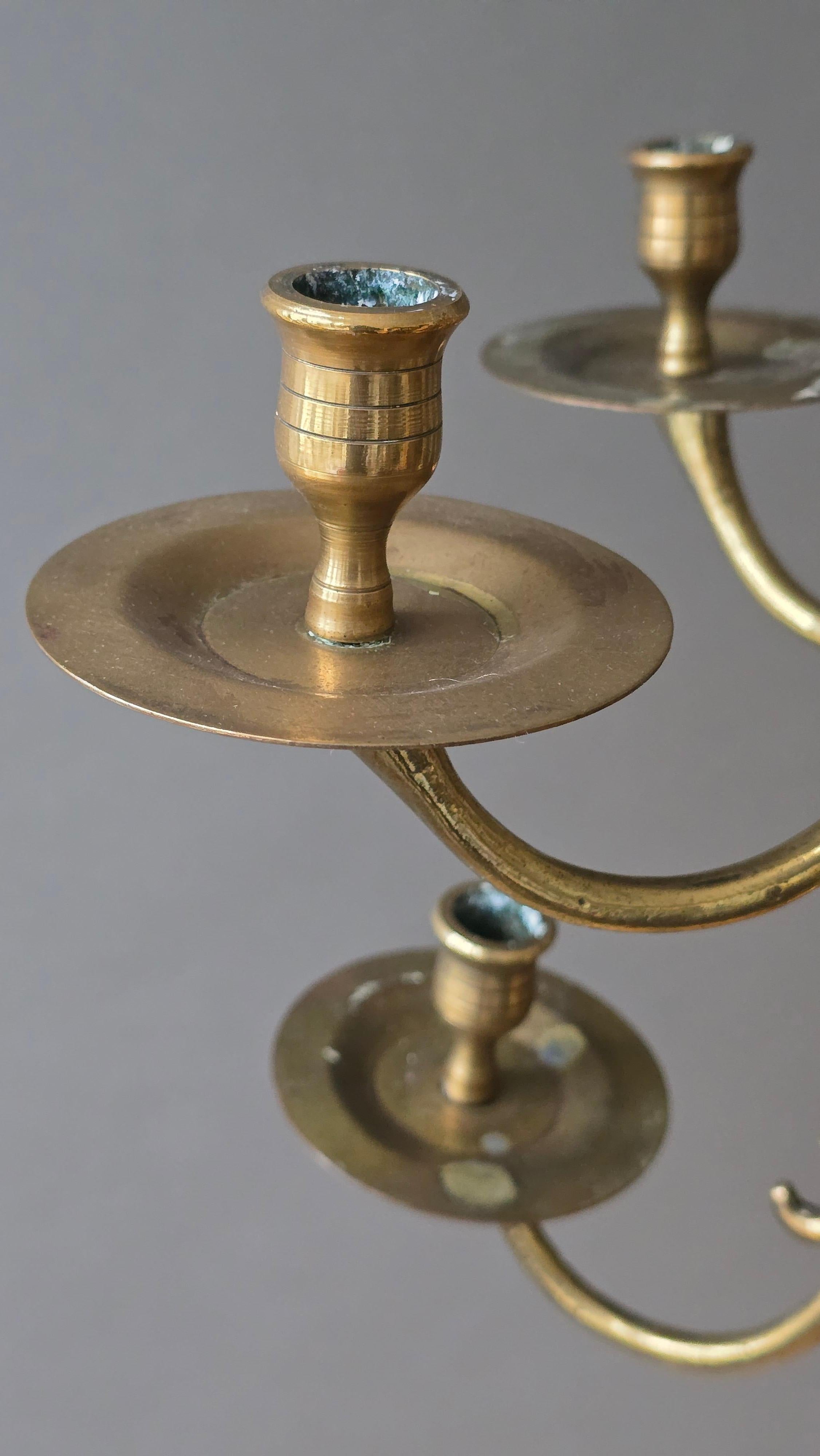 Ottone Lampadario olandese barocco revival del XIX secolo in ottone massiccio con 12 candele in vendita