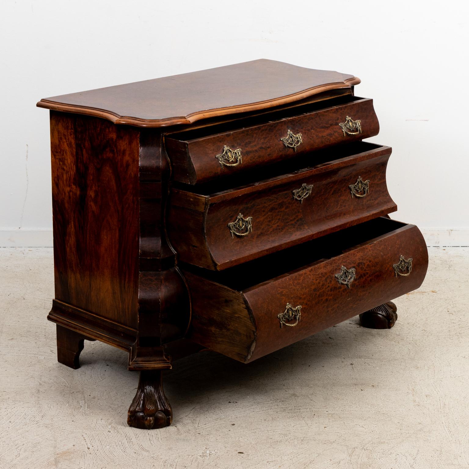 Early 20th Century Dutch Baroque Revival Bombe Burlwood Chest