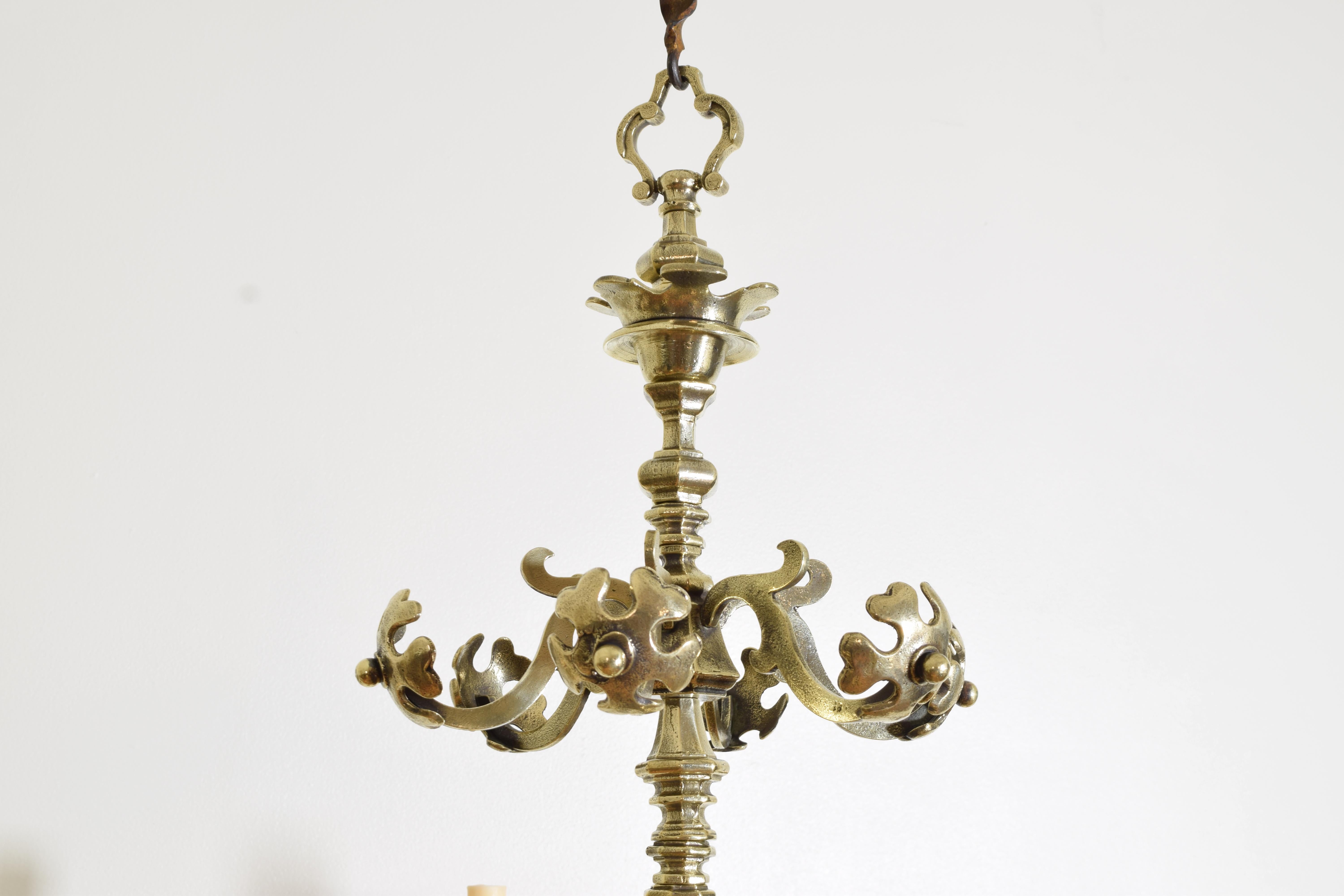 Late 19th Century Dutch Baroque Revival Brass Two Tier 12-Light Chandelier, 19th Century