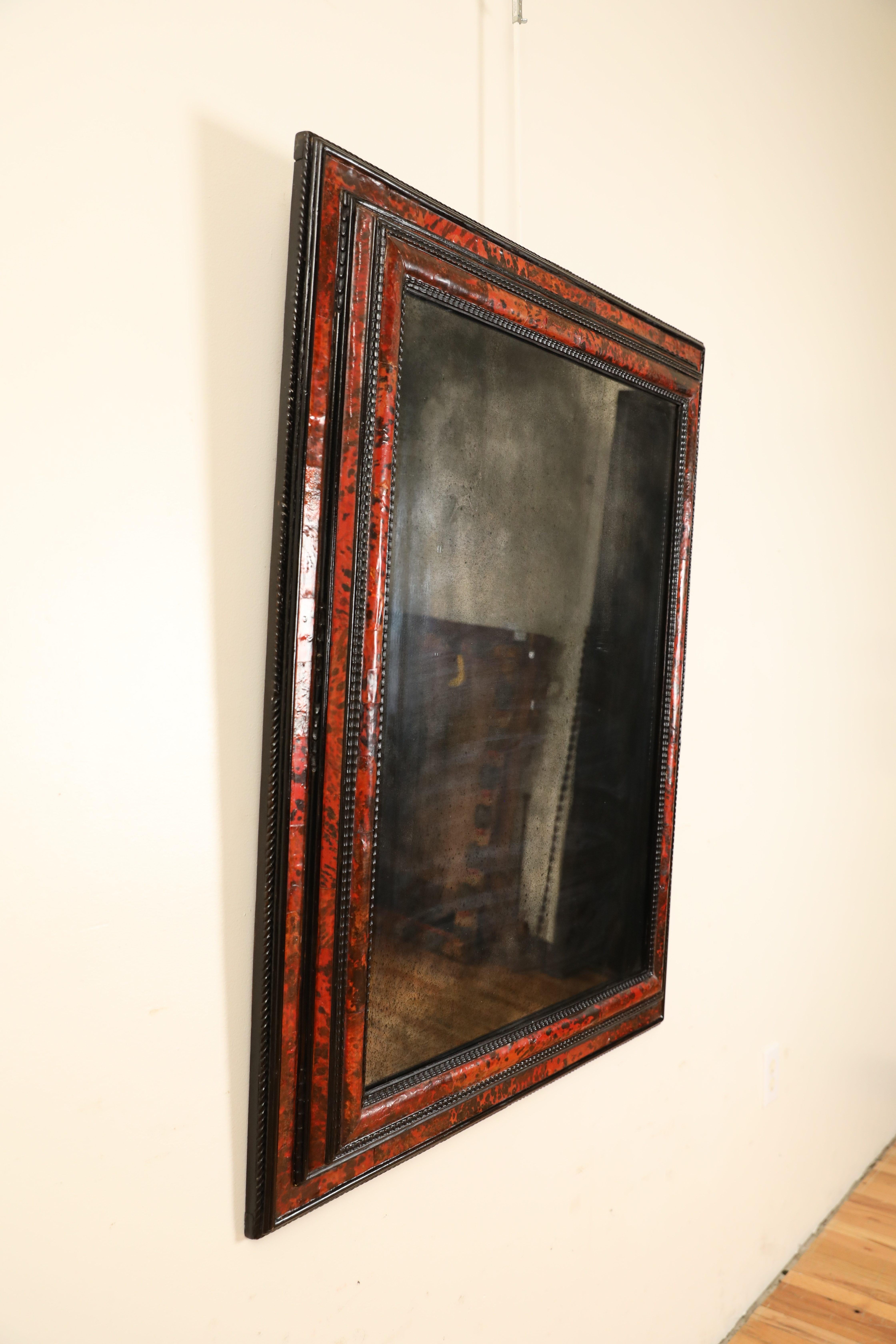 Dutch Baroque Tortoiseshell Veneered & Ripple-Molded Ebonized Mirror, 17/18thc. In Good Condition For Sale In Atlanta, GA