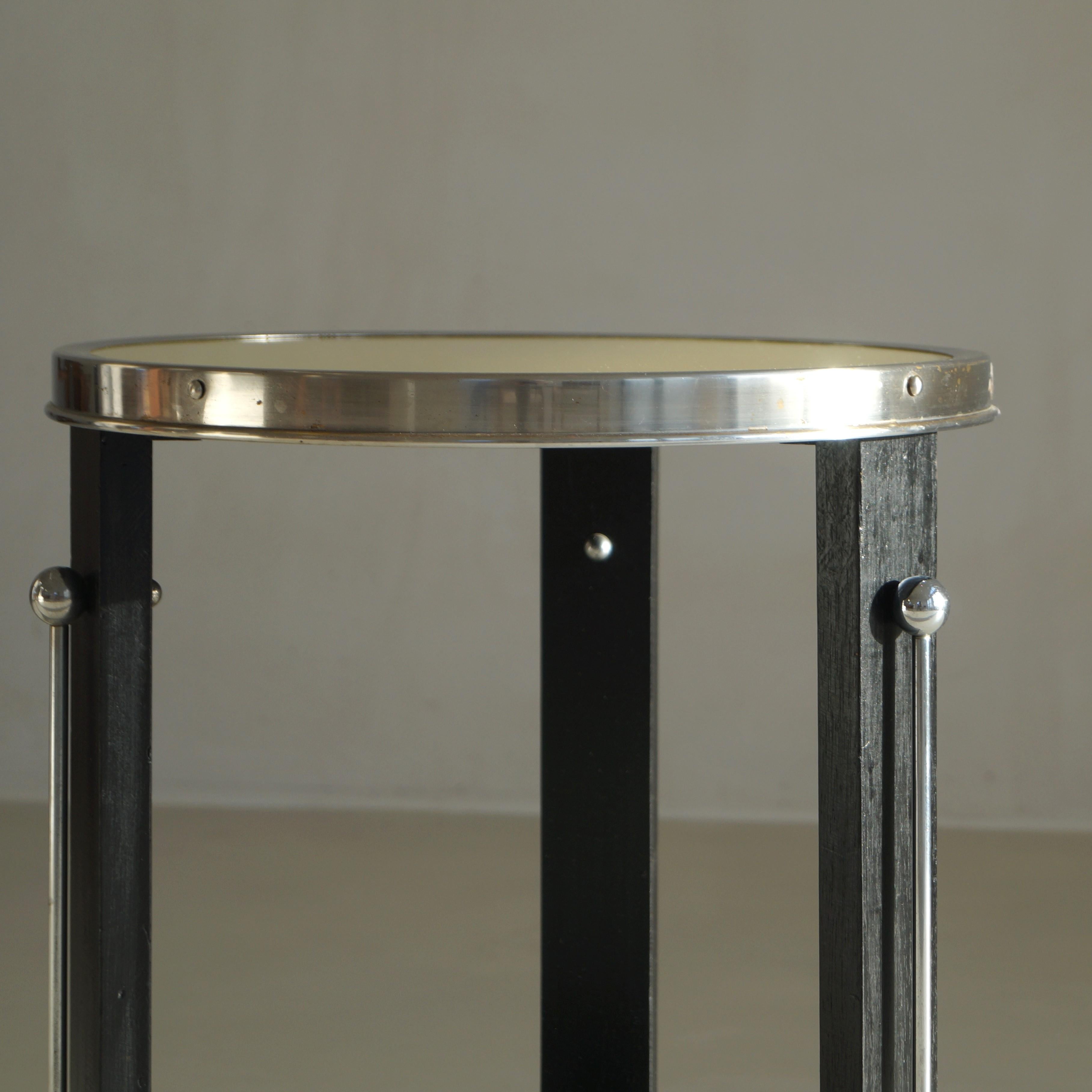 Dutch Bauhaus side table with yellow top, 1930s 10