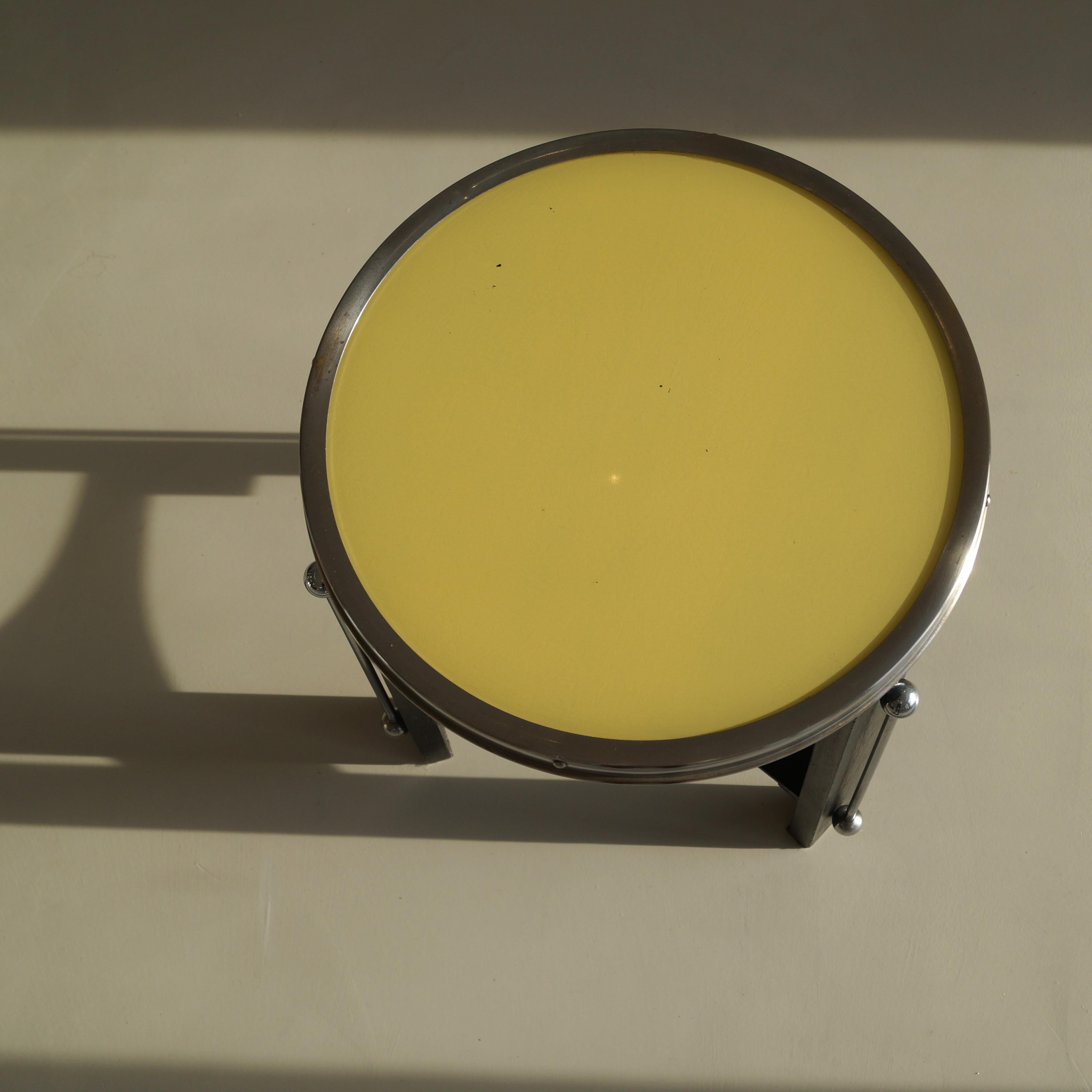 Dutch Bauhaus side table with yellow top, 1930s 1