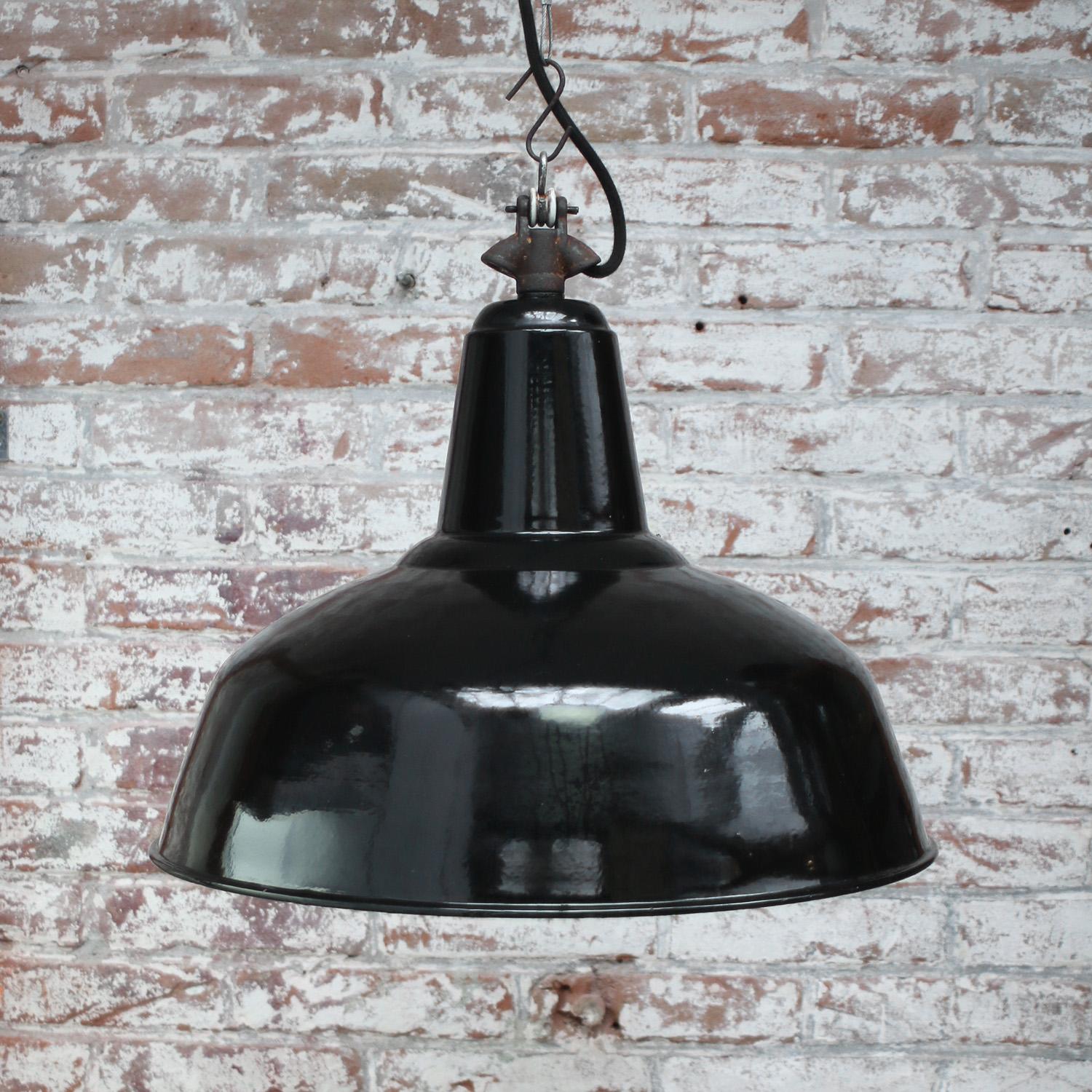 Dutch Black Enamel Vintage Industrial Factory Pendant Lights by Philips In Good Condition For Sale In Amsterdam, NL