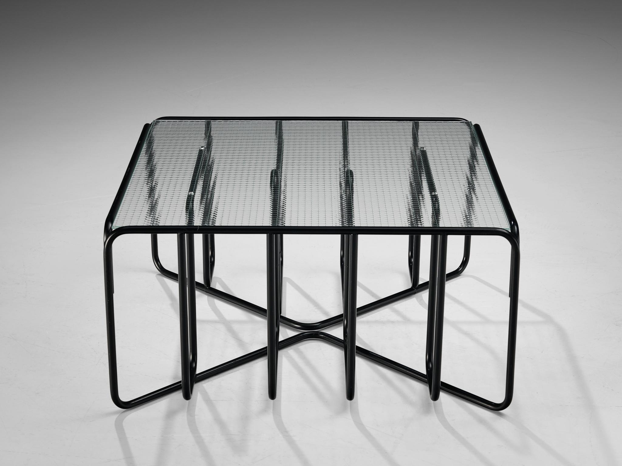 Dutch Black Tubular Couchtisch mit Glasplatte (Mitte des 20. Jahrhunderts) im Angebot