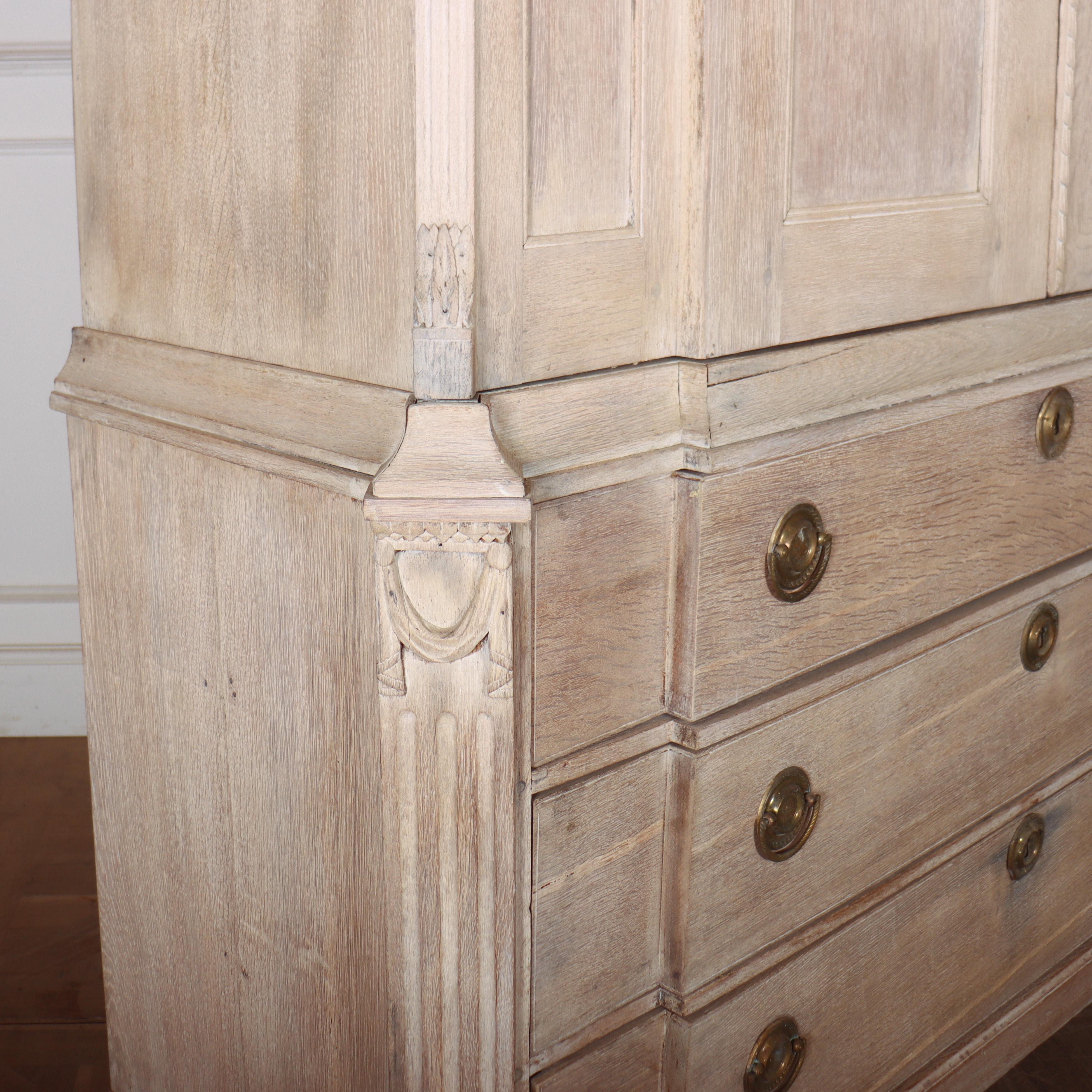 Dutch Bleached Oak Linen Cupboard For Sale 6