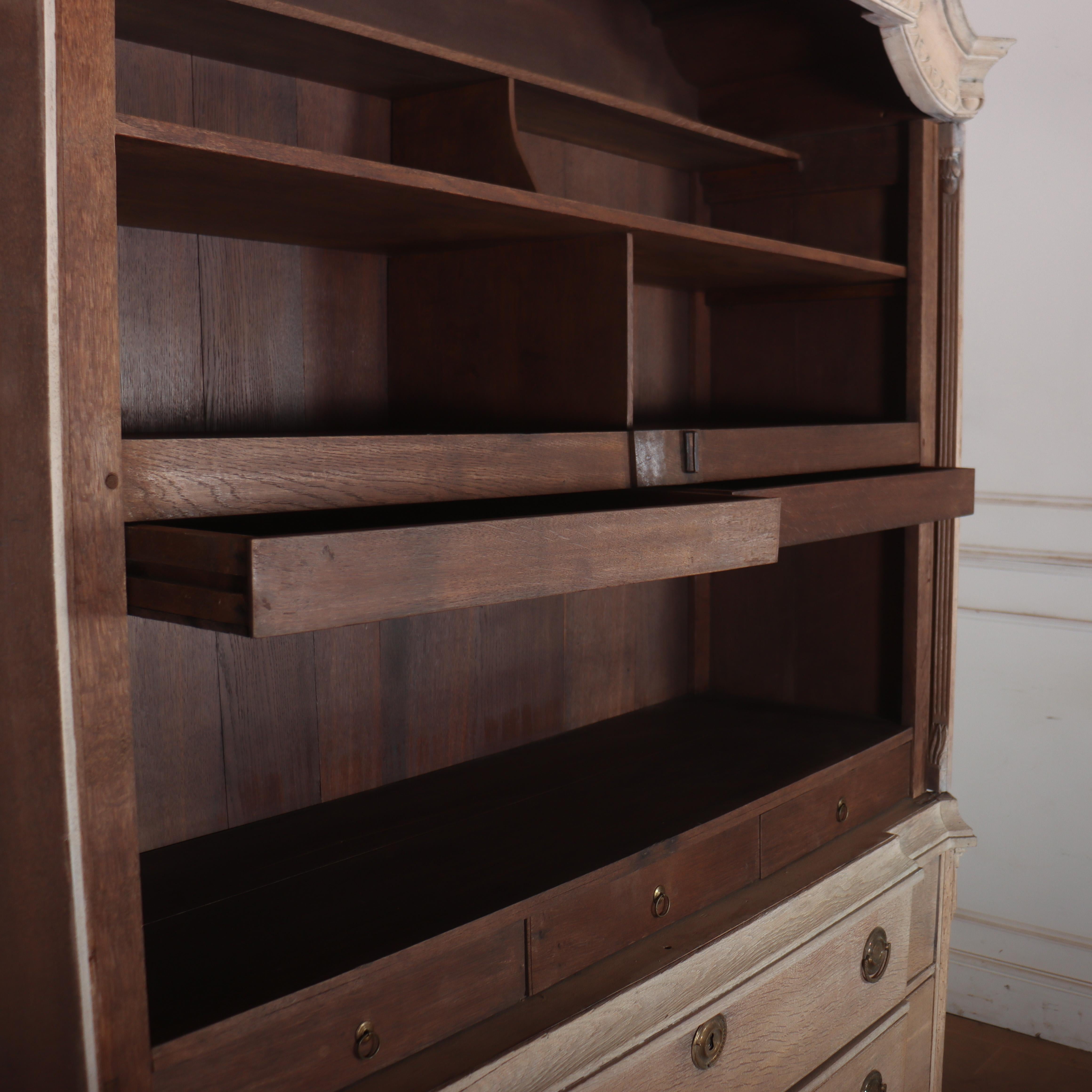 Dutch Bleached Oak Linen Cupboard For Sale 4