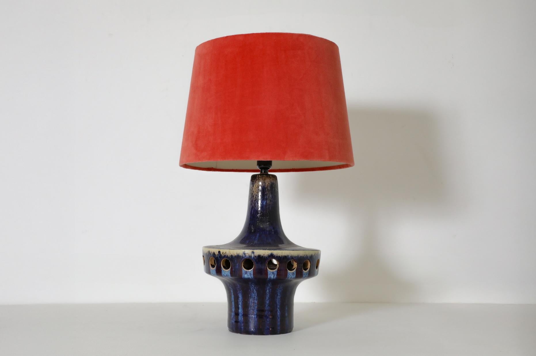 Dutch Blue Glazed Space Age Ceramic Table Lamp with Cut-Outs by Ravelli 1