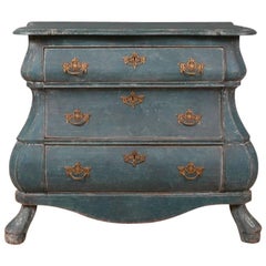 Dutch Bombe Commode