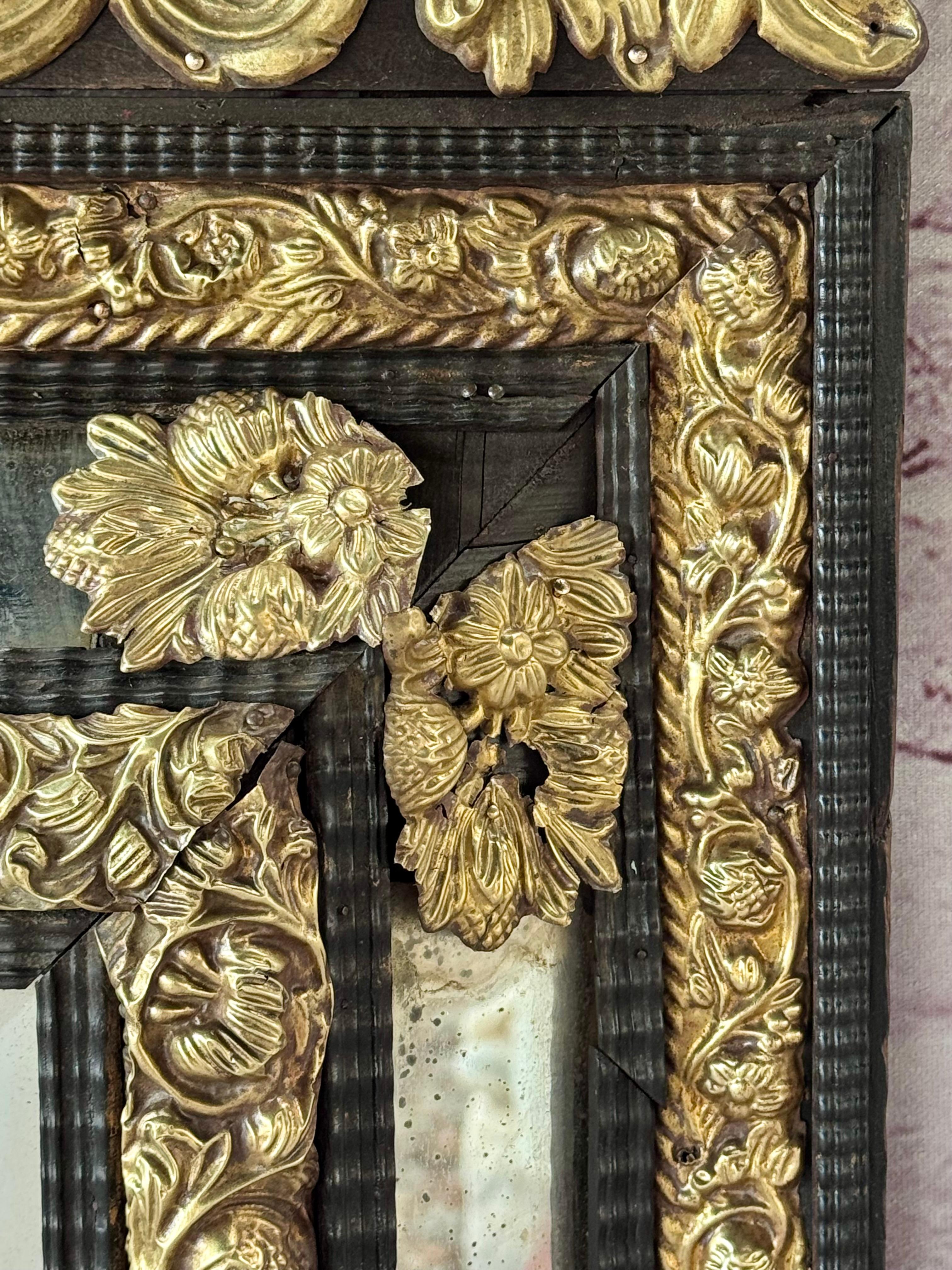 Espejo Holandés de Latón y Madera Ebonizada en venta 2