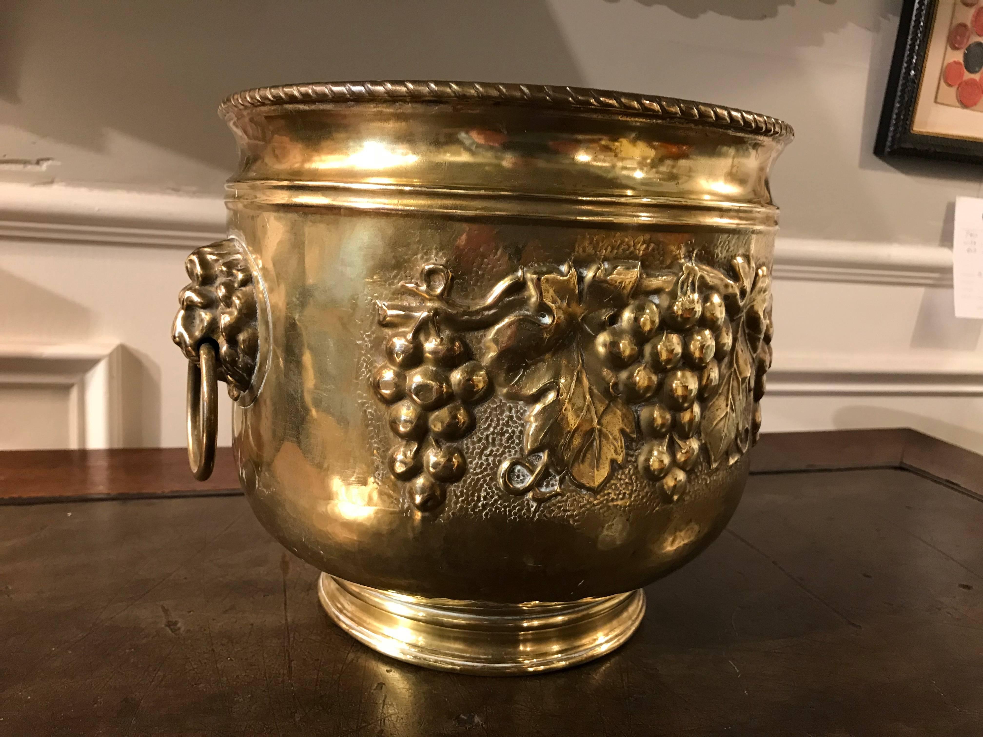 19th Century Dutch Brass Wine Cooler with Lion Heads and Grape Vine Decoration