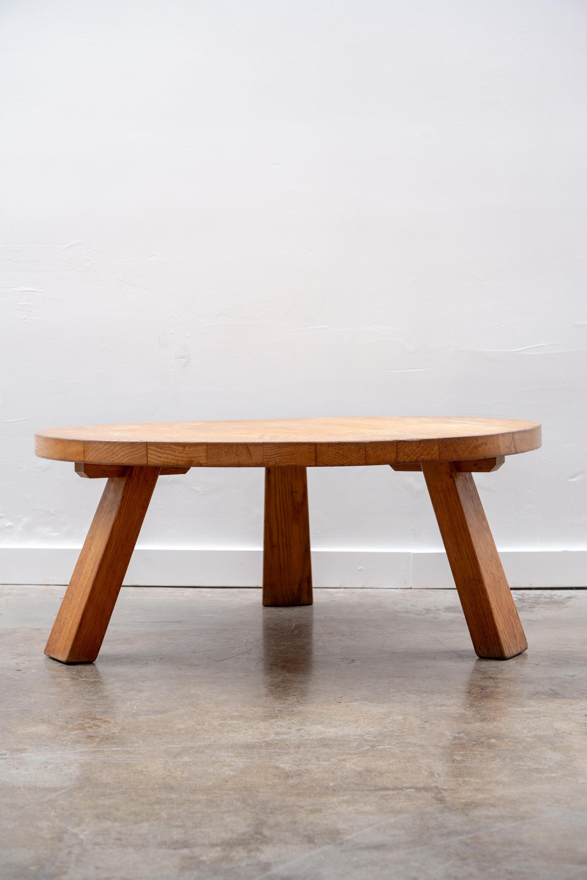 Holländischer Brutalist Eiche Couchtisch (Organische Moderne) im Angebot