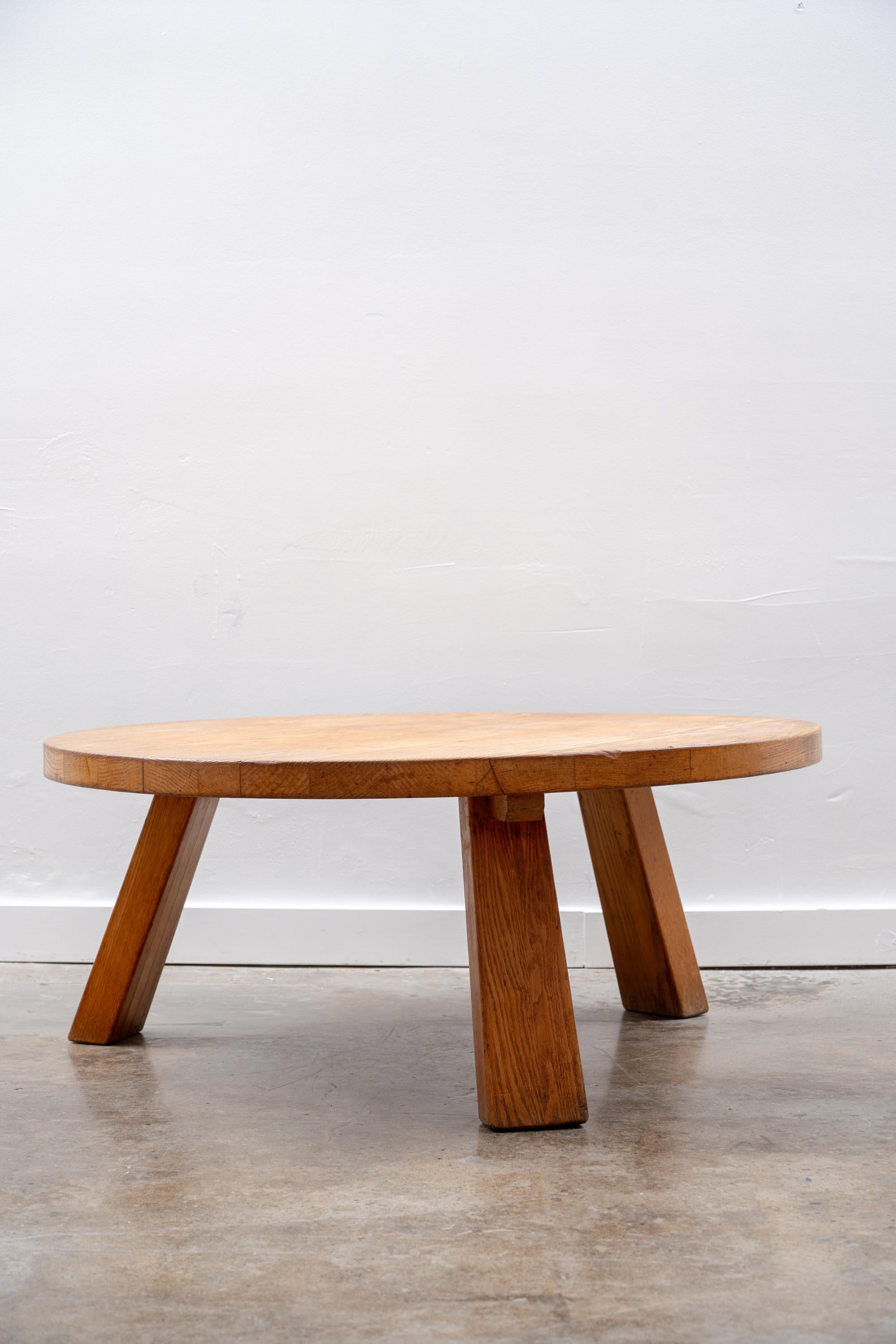 Holländischer Brutalist Eiche Couchtisch (Niederländisch) im Angebot