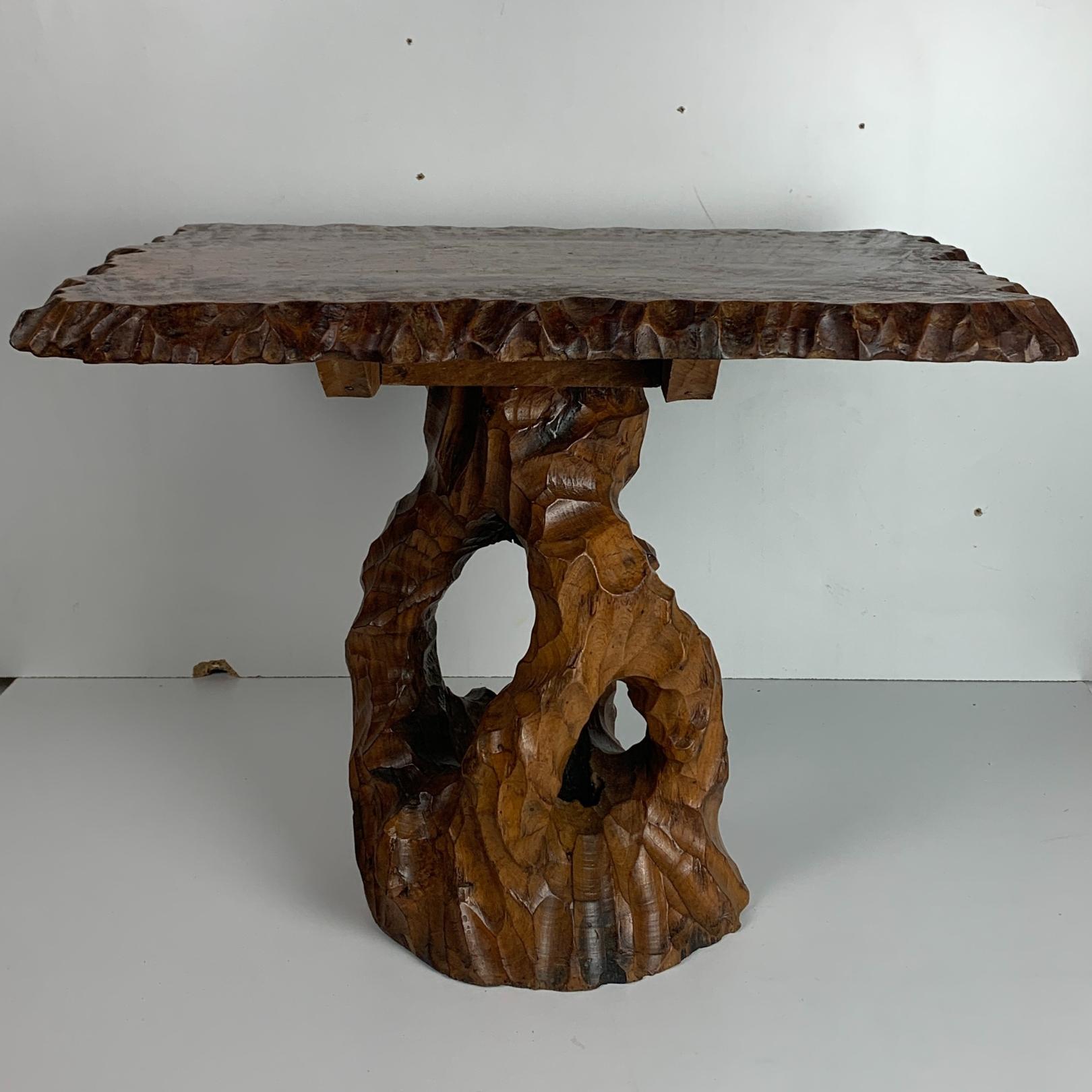 Dutch brutalist wabi sabi carved tree root side table or coffee table, 1960s In Good Condition For Sale In Zaandam, NL