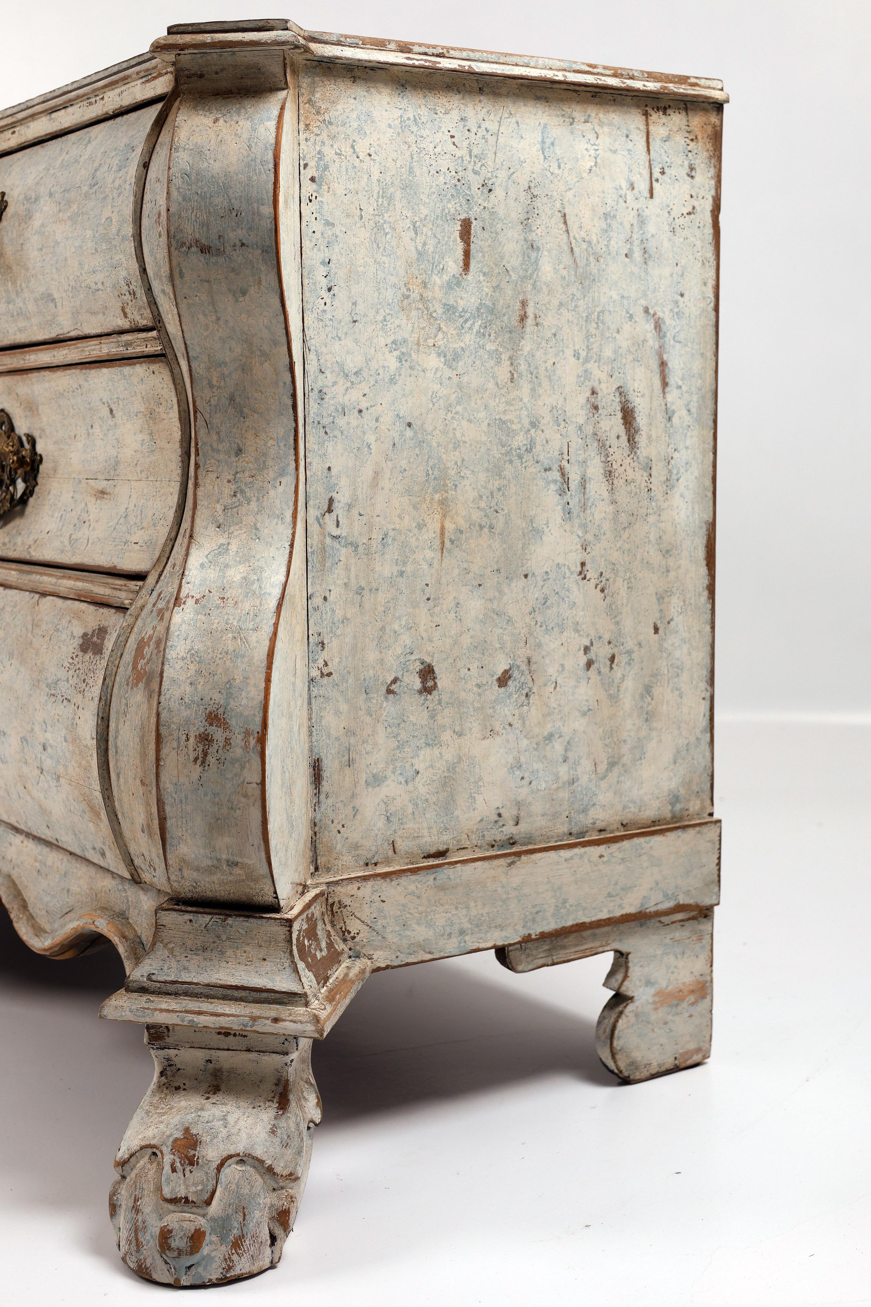 Dutch Chest of Drawers, Hand-Painted in the Gustavian Style, Late 18th Century en vente 12