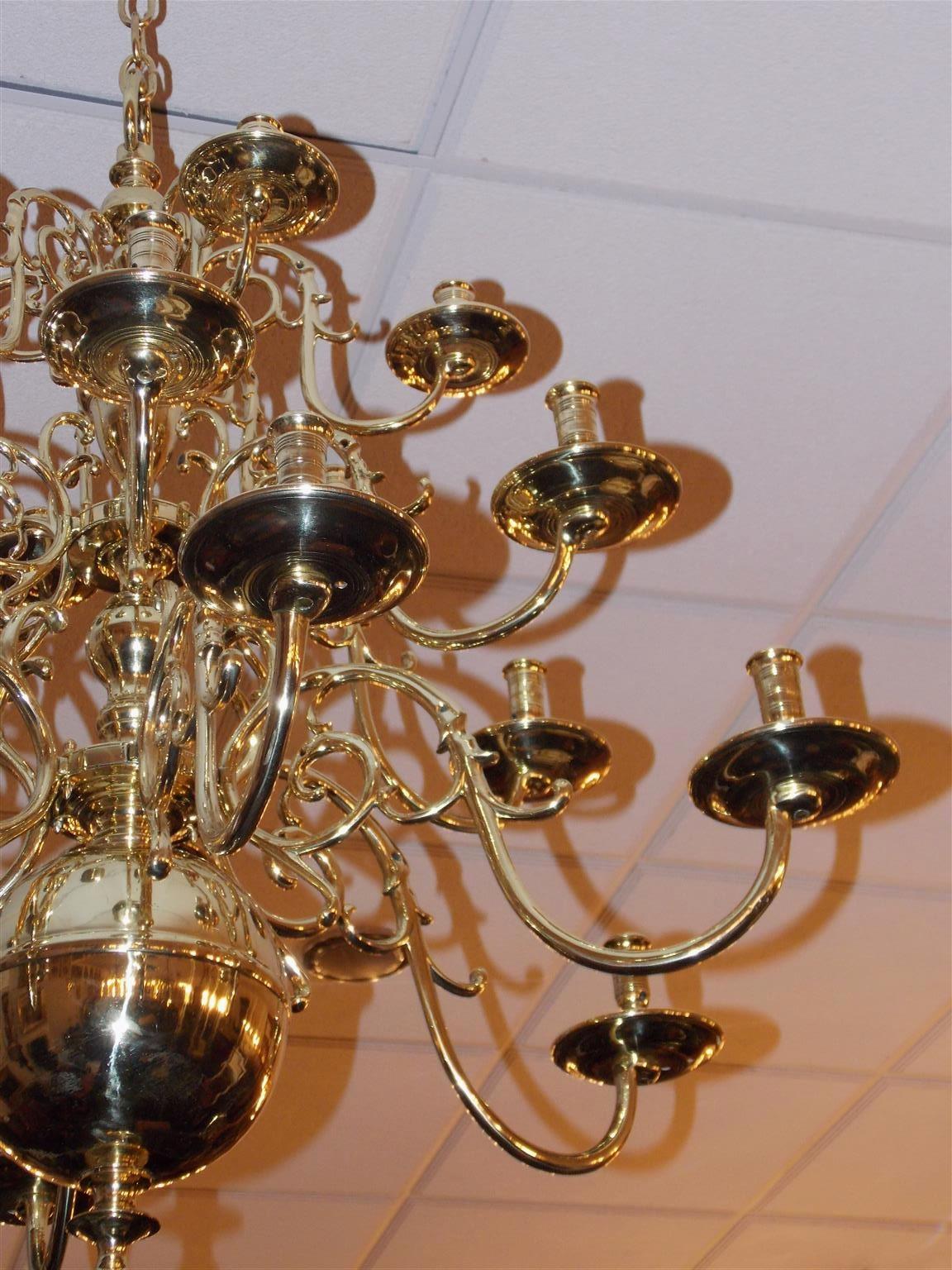 Dutch Colonial Brass Three-Tier Bulbous and Scrolled Chandelier, Circa 1760 im Zustand „Hervorragend“ in Hollywood, SC