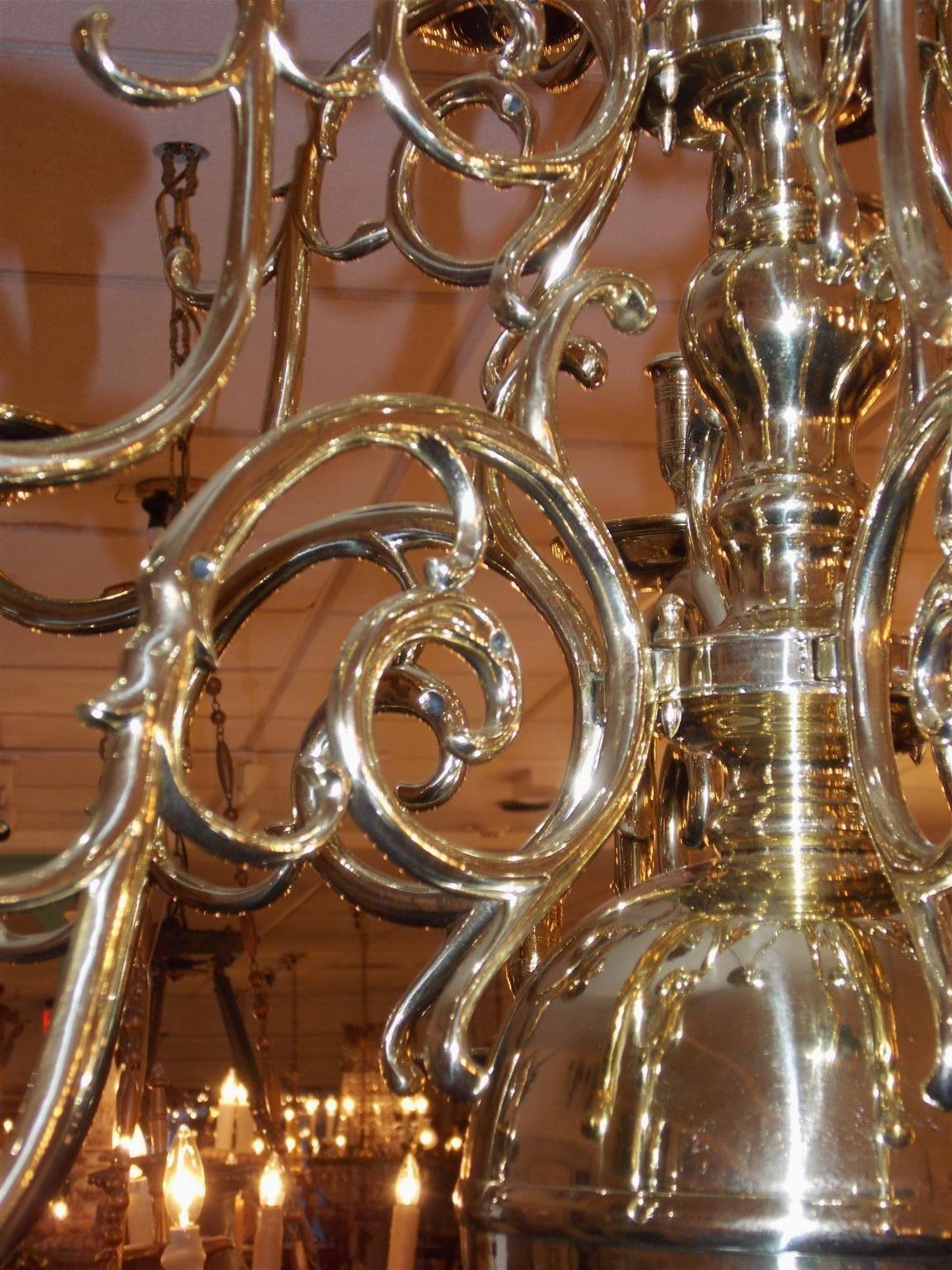 Dutch Colonial Brass Three-Tier Bulbous and Scrolled Chandelier, Circa 1760 (Mitte des 18. Jahrhunderts)