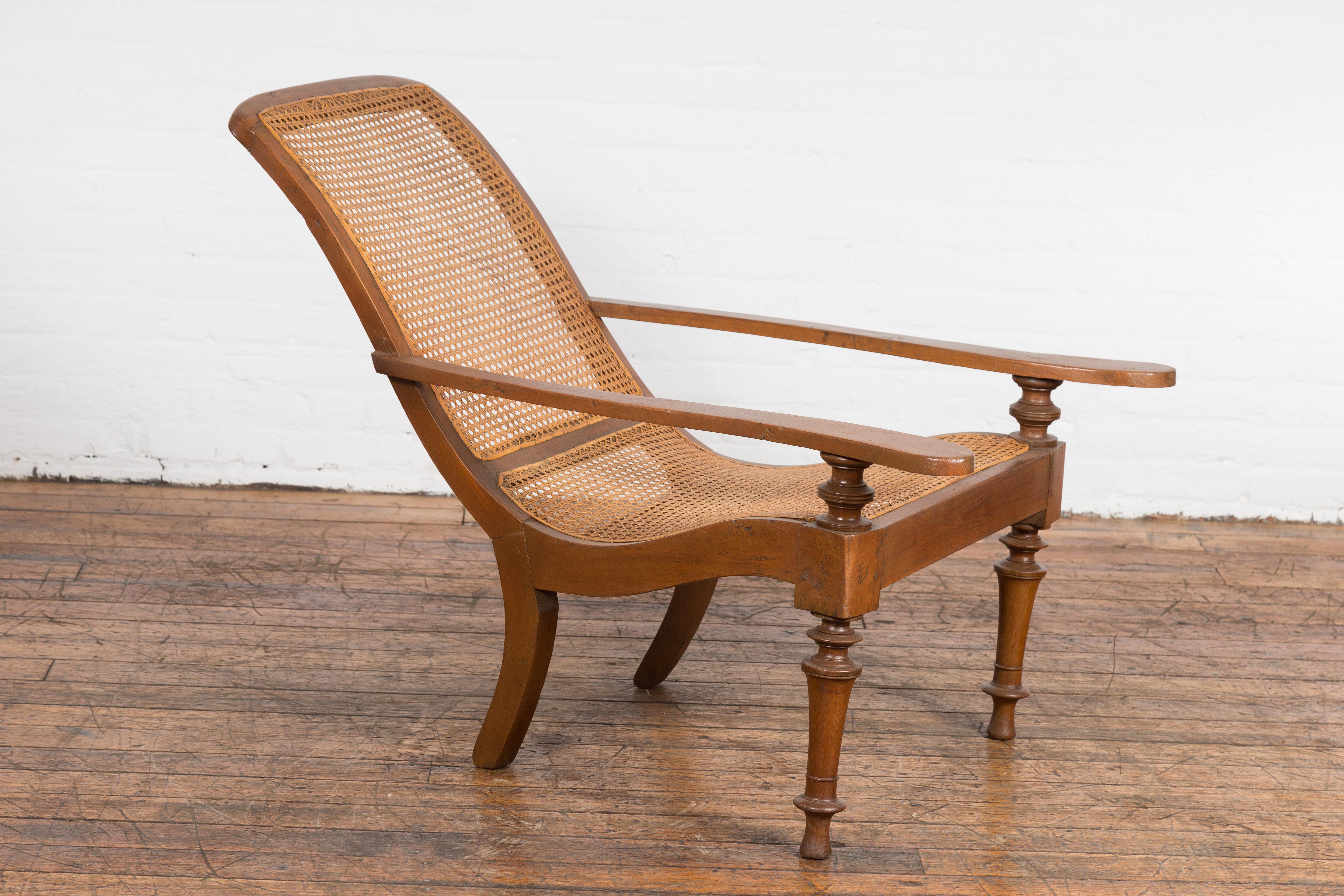 20th Century Antique Wooden Chair with Extended Back For Sale