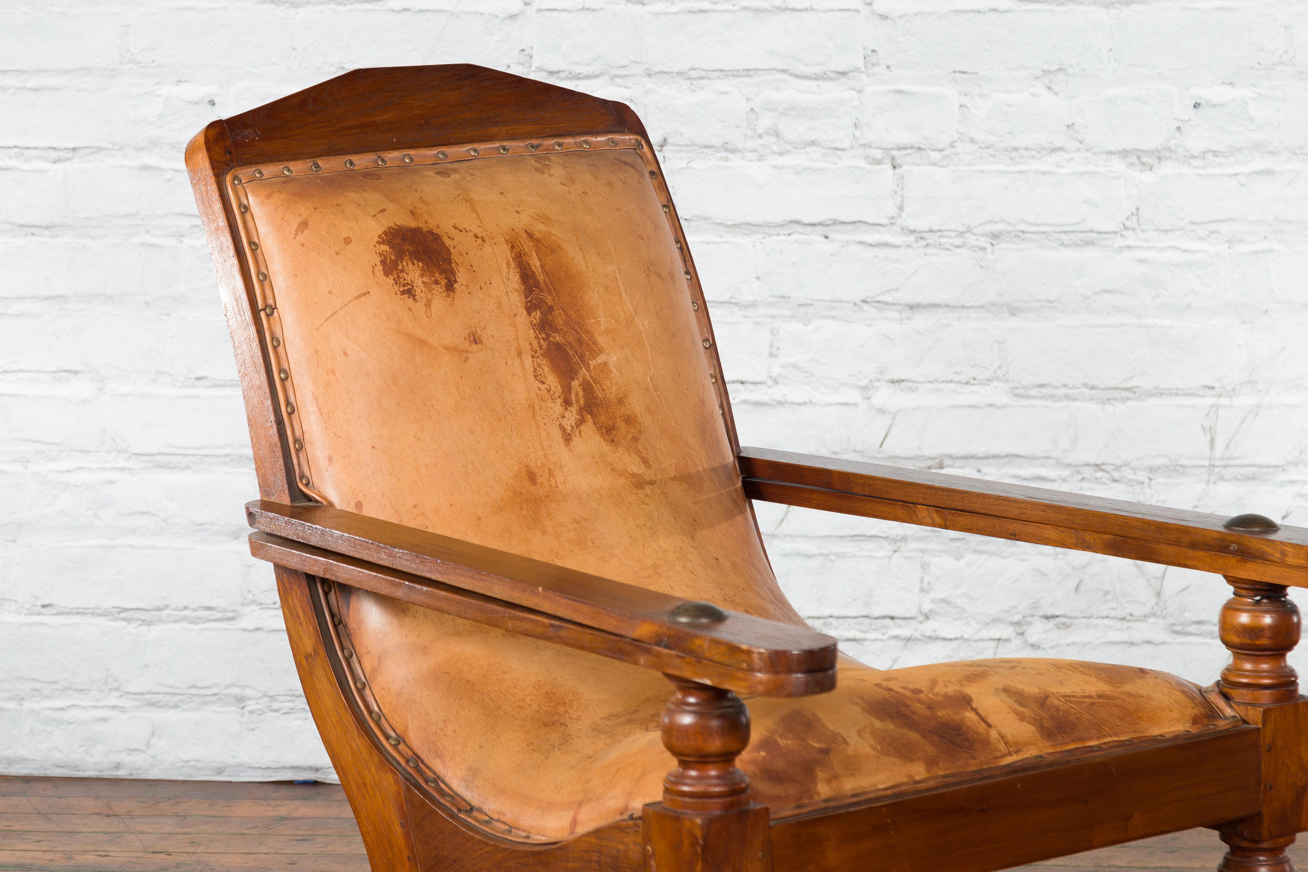 Dutch Colonial Early 20th Century Plantation Lounge Chair with Brown Leather In Good Condition For Sale In Yonkers, NY