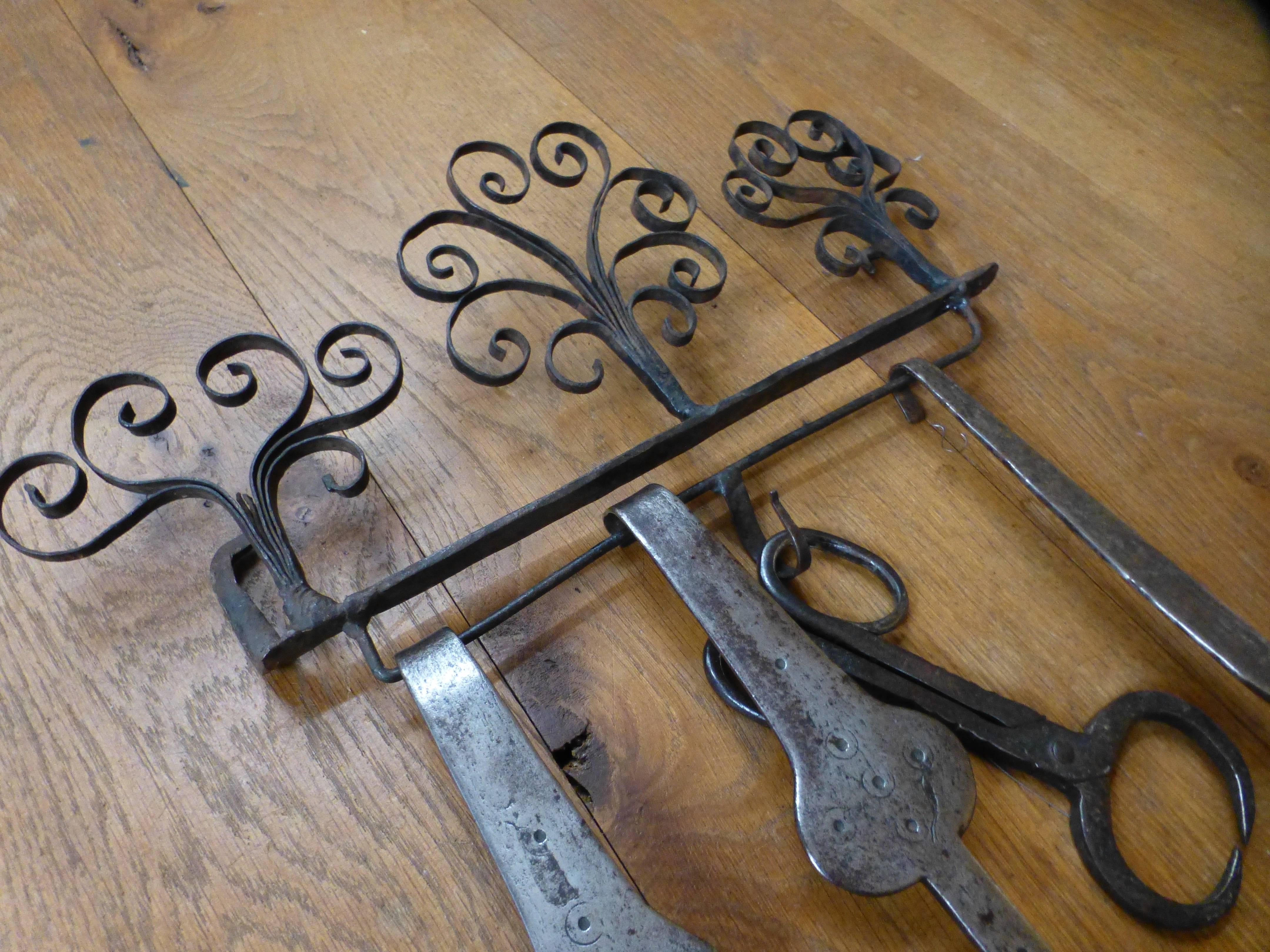 18th Century and Earlier Dutch Colonial Fireplace Tools with Hanger, 17th Century