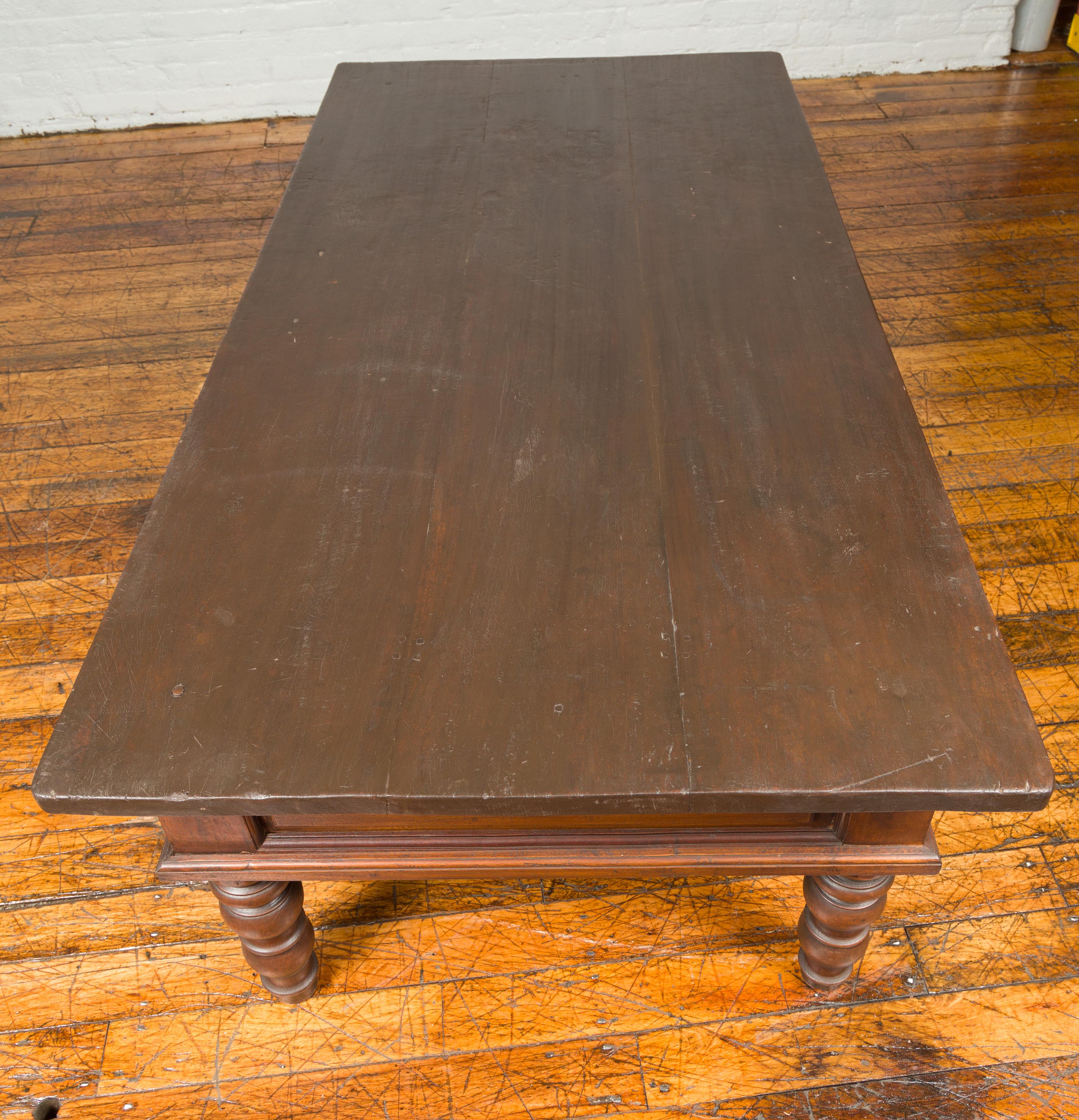 Dutch Colonial Late 19th Century Long Coffee Table with Drawers and Turned Legs 4