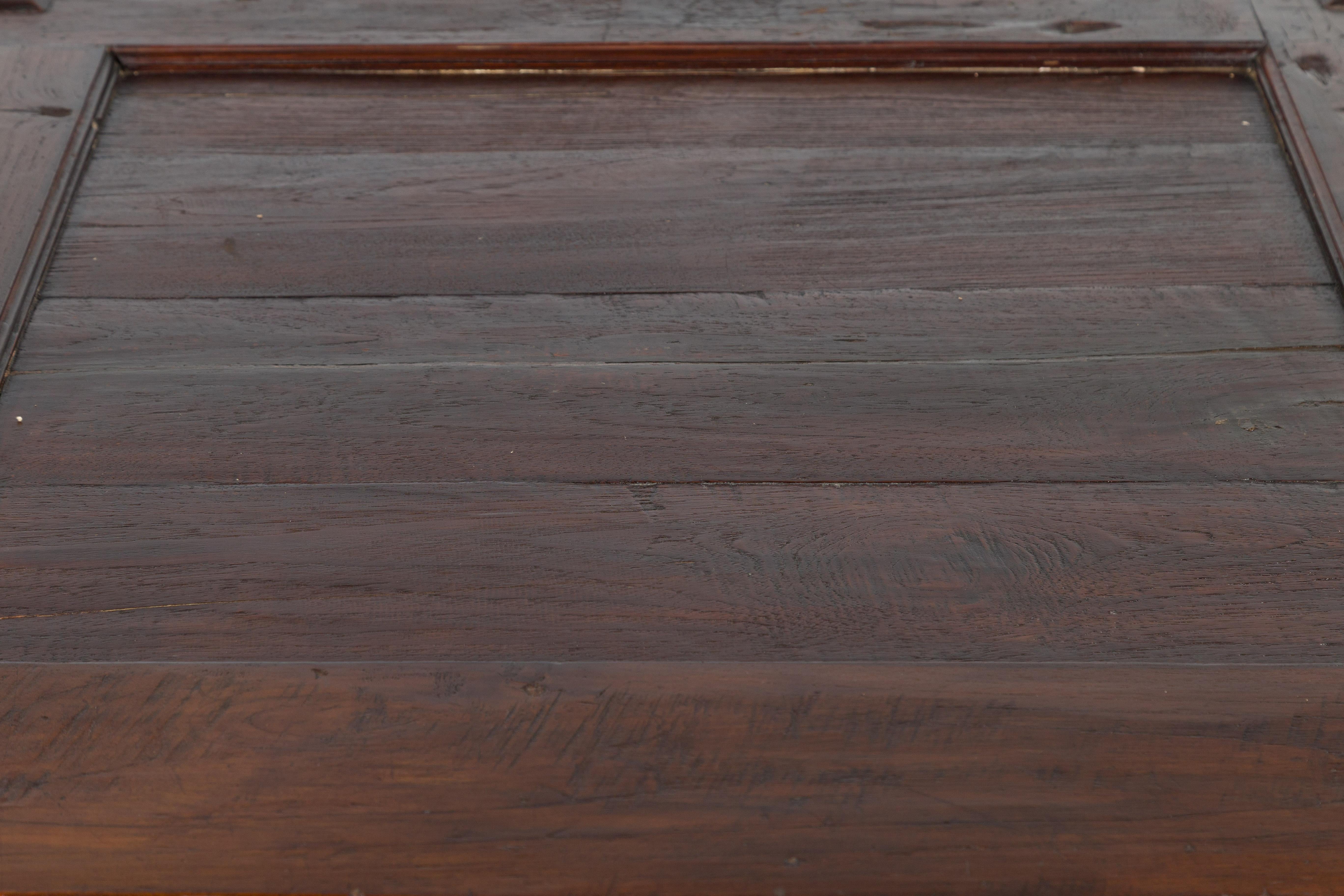 holz-Couchtisch im niederländischen Kolonialstil des späten 19. Jahrhunderts mit Pflanzgefäßplatte und Regal 1