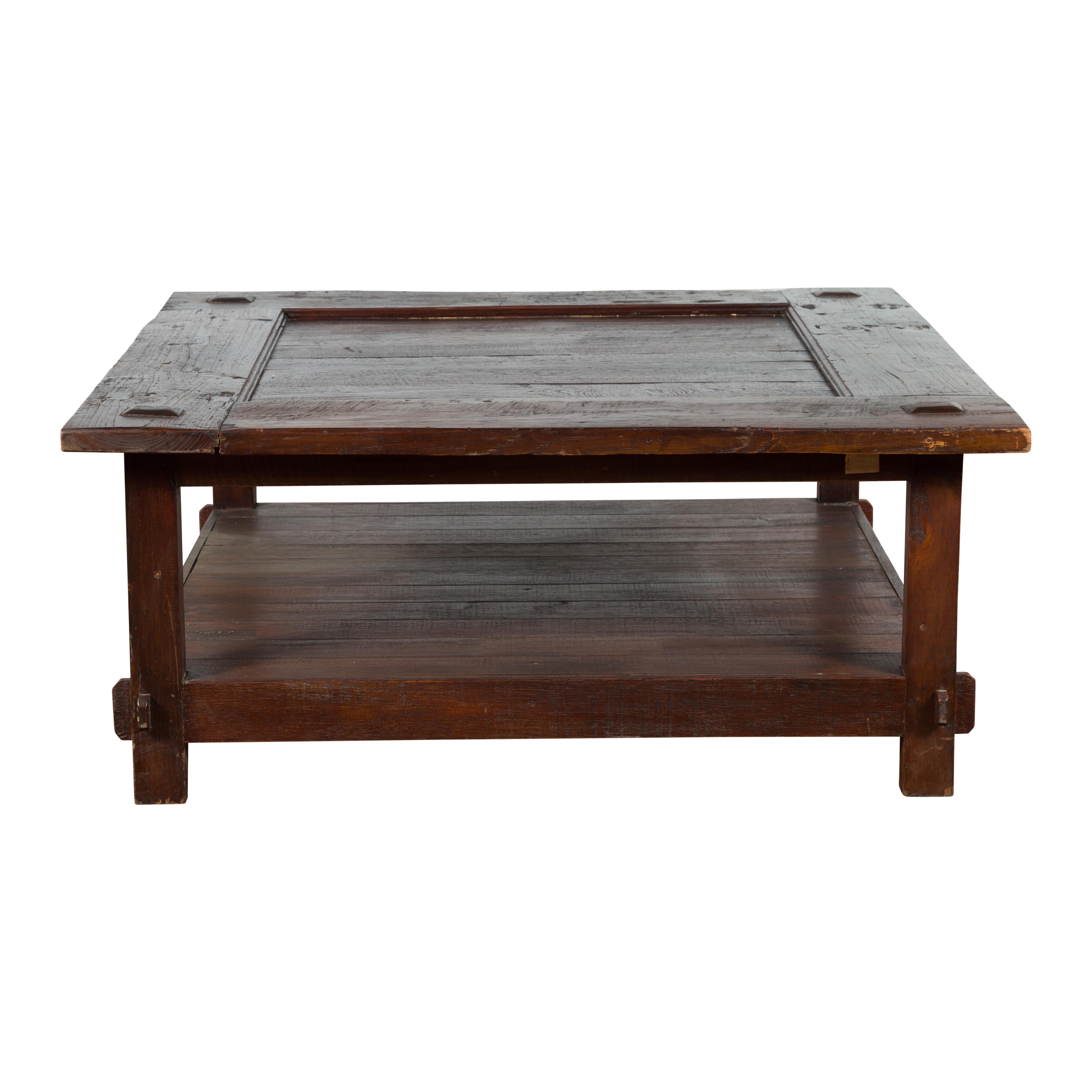 holz-Couchtisch im niederländischen Kolonialstil des späten 19. Jahrhunderts mit Pflanzgefäßplatte und Regal 7