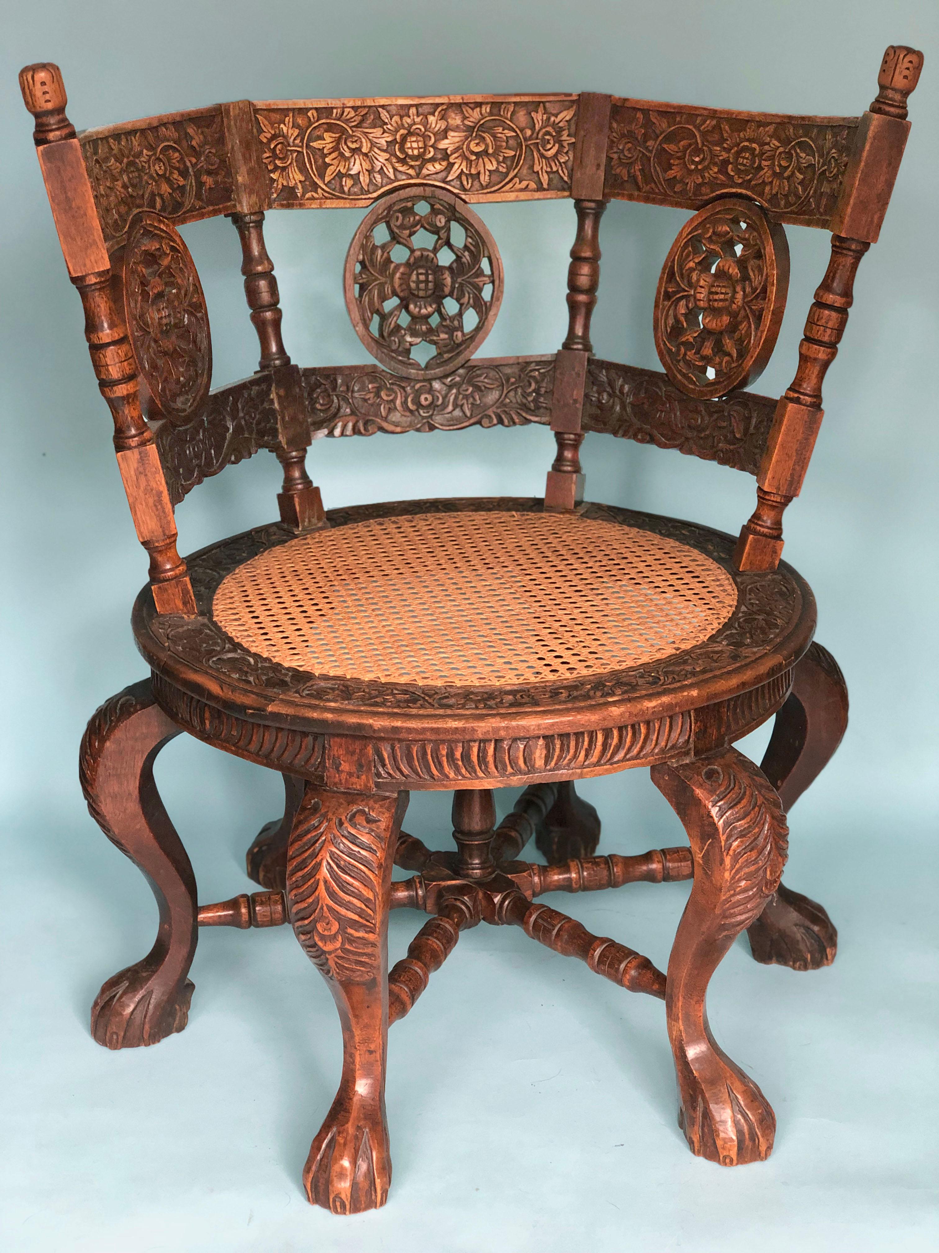 Chaise coloniale hollandaise en teck du 19ème siècle en vente 1