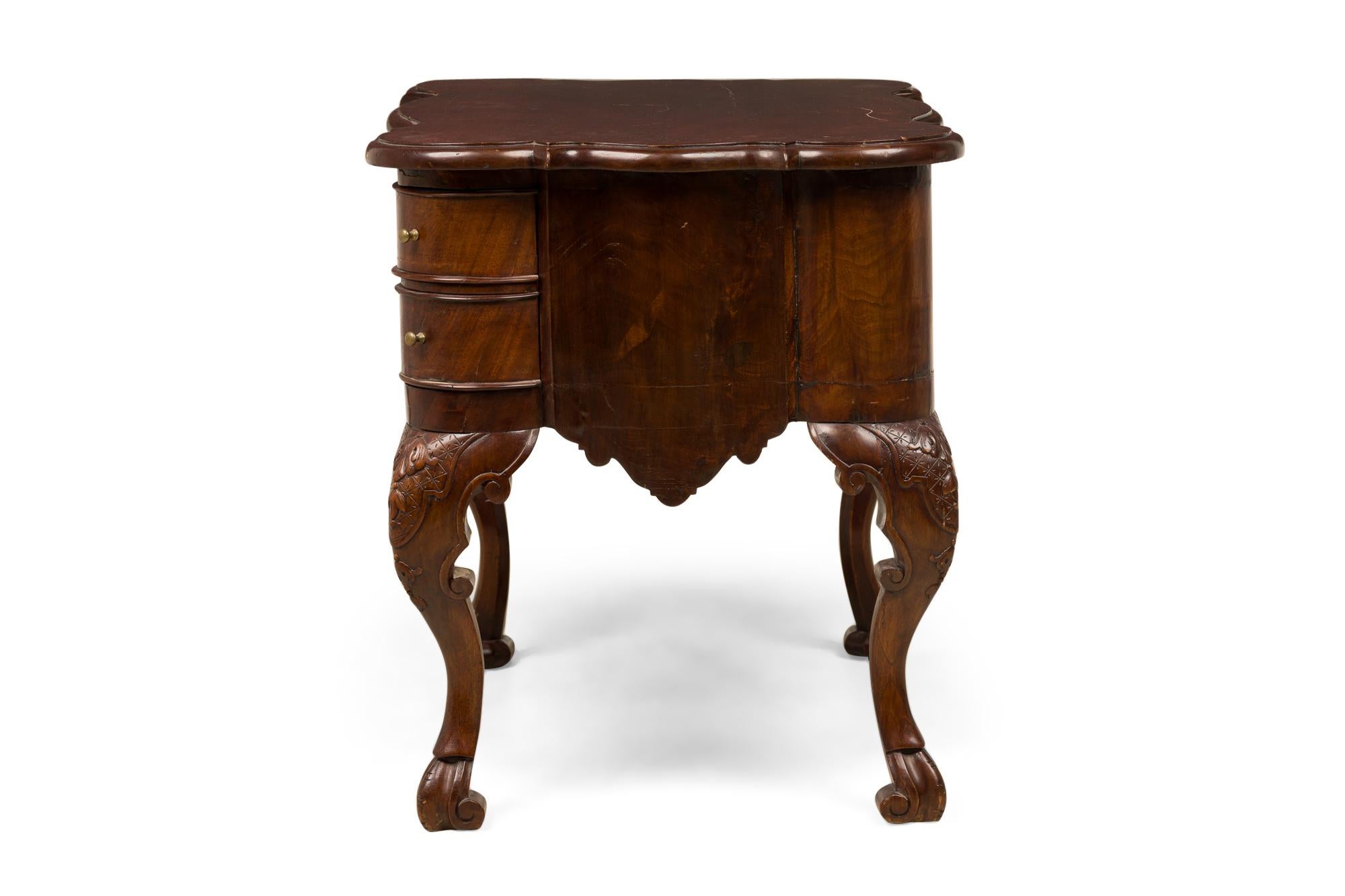 Dutch Continental 18th Century Center Table with 6 Drawers In Good Condition For Sale In New York, NY